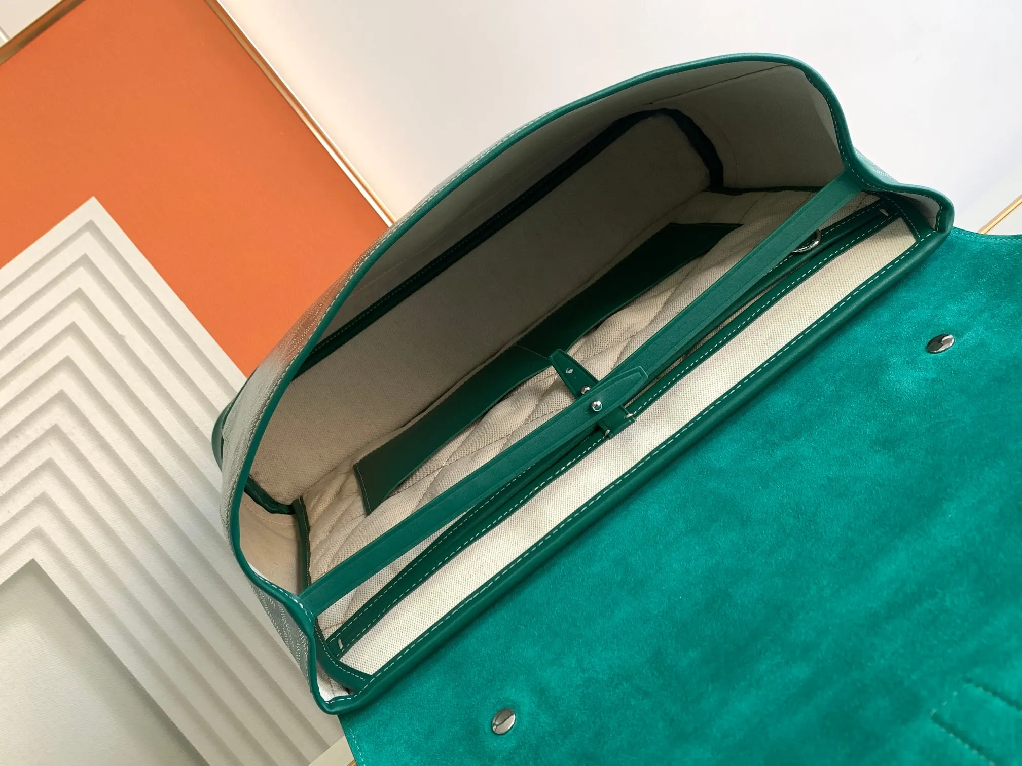 Briefcase Business Commuter Classic Leather