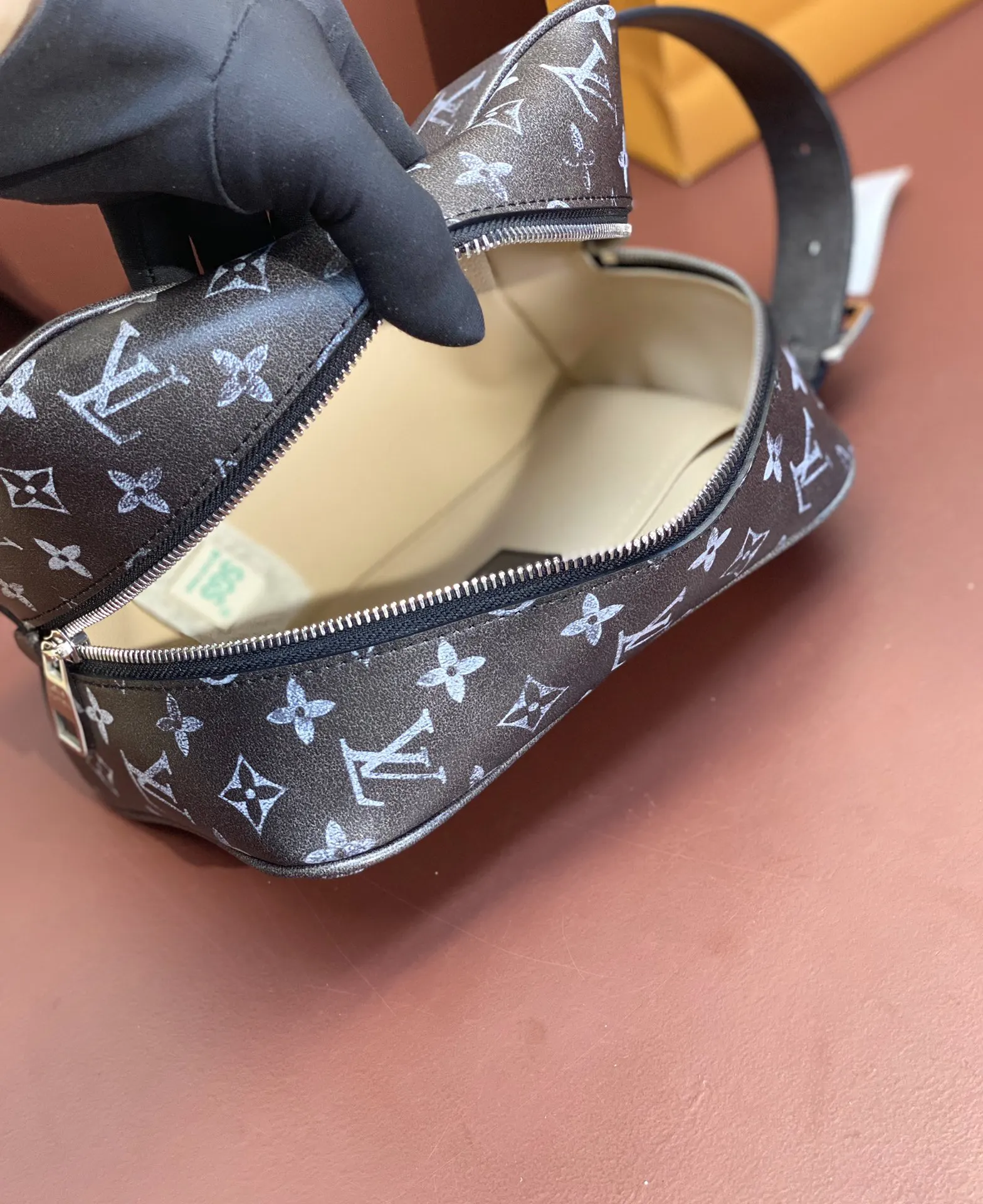 牛皮 化妝包 便携收納款
