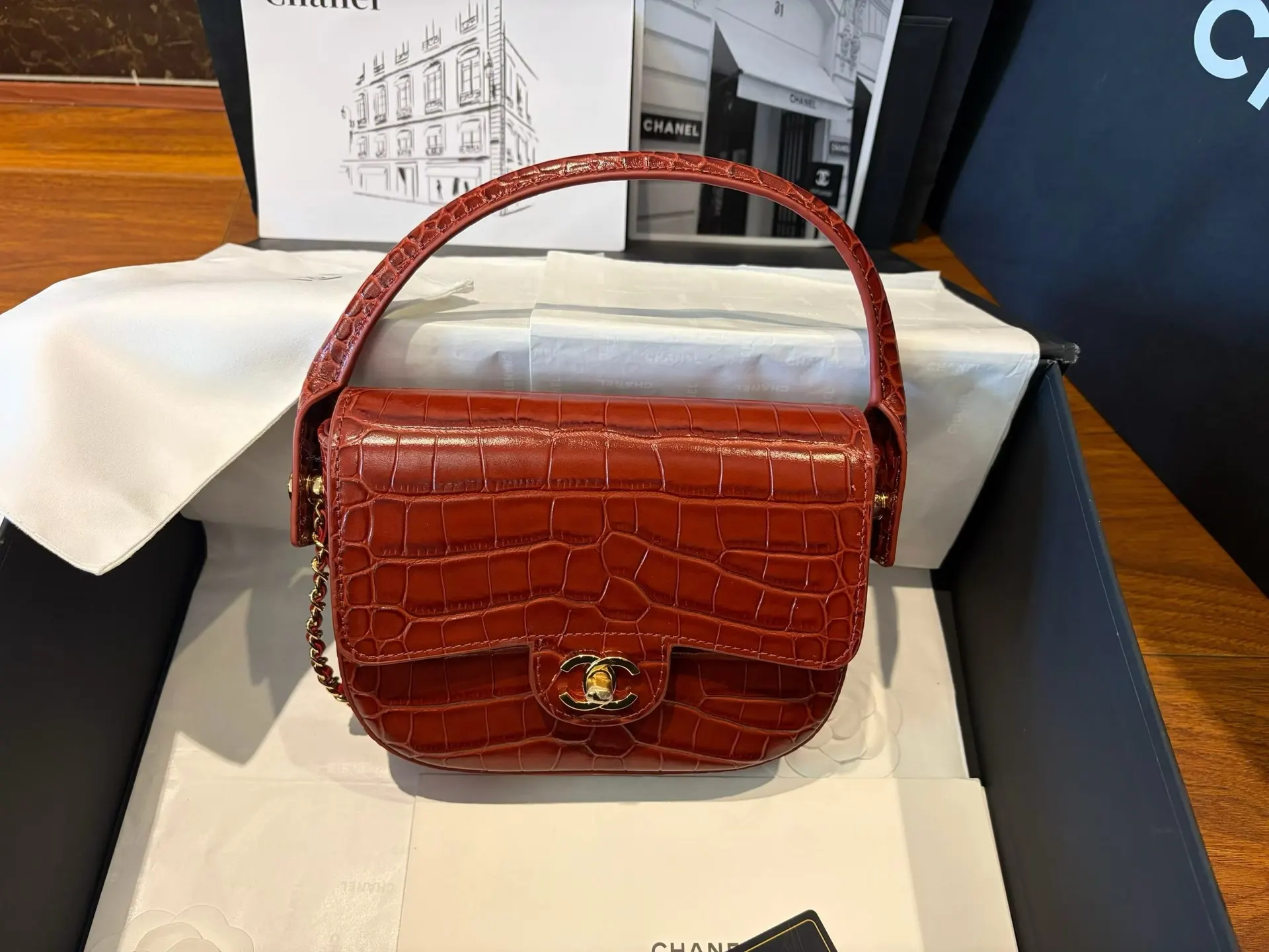 Red Gold Hobo Shoulder Bag Vintage Leather