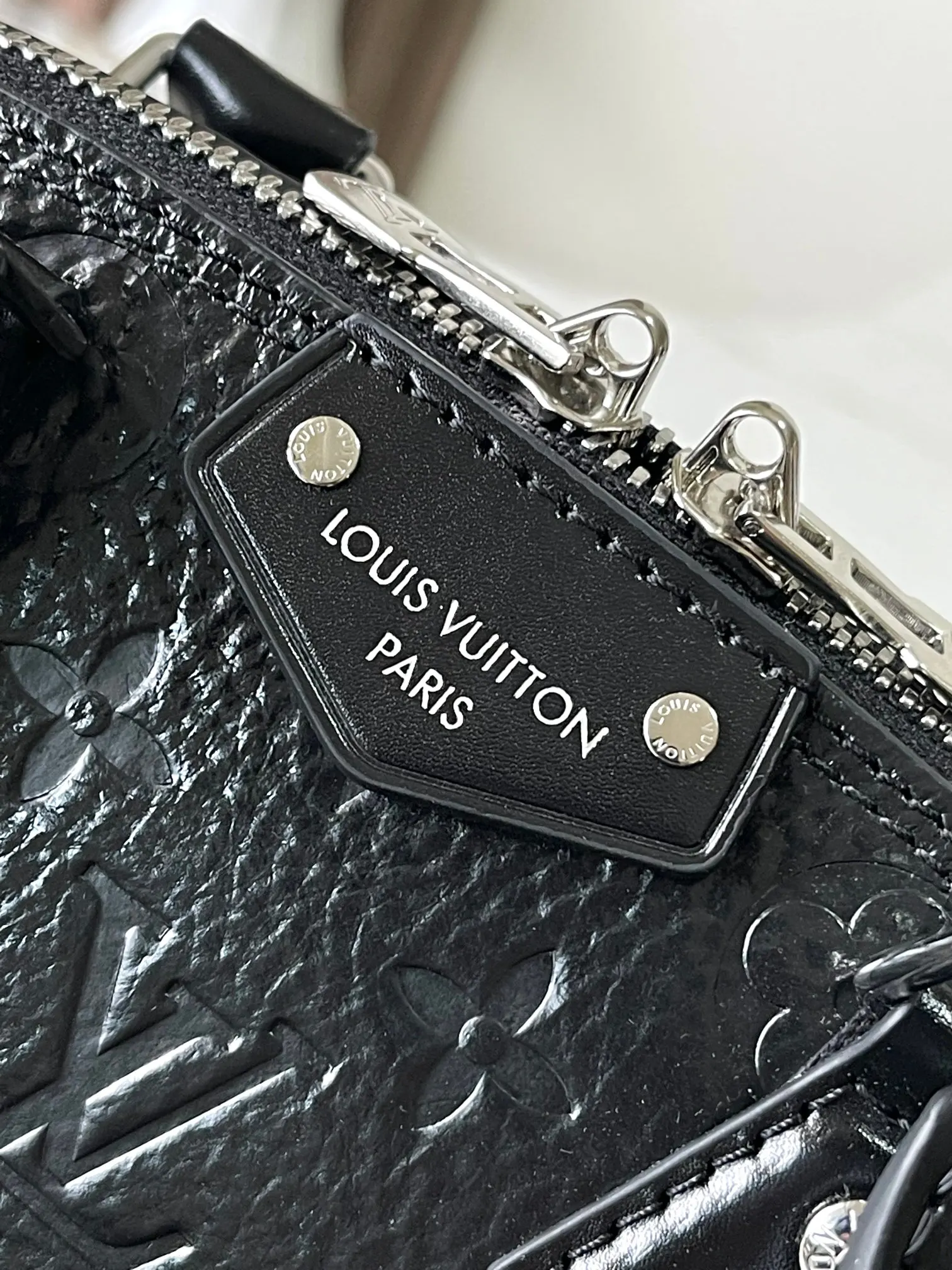 Louis Vuitton Alma M27812 Monogram 手提包