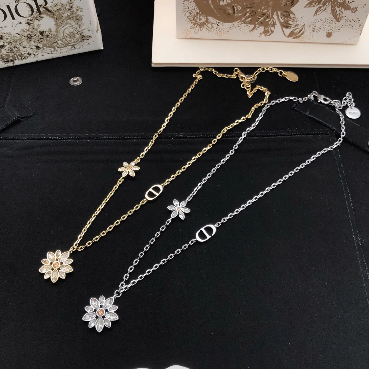 Dior 项链 精致锁骨链
