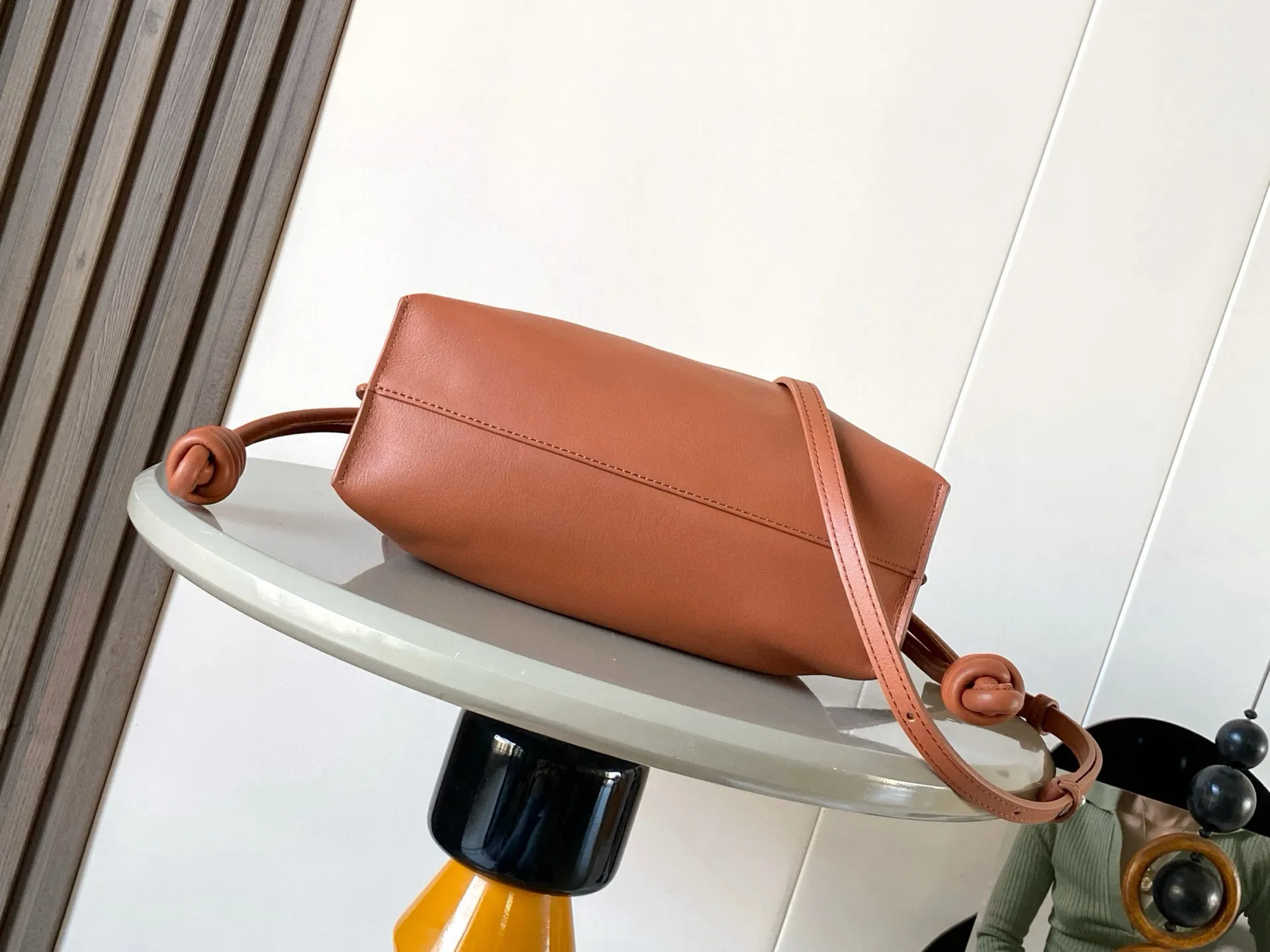 Loewe 棕色 小牛皮 托特包 大容量托特款