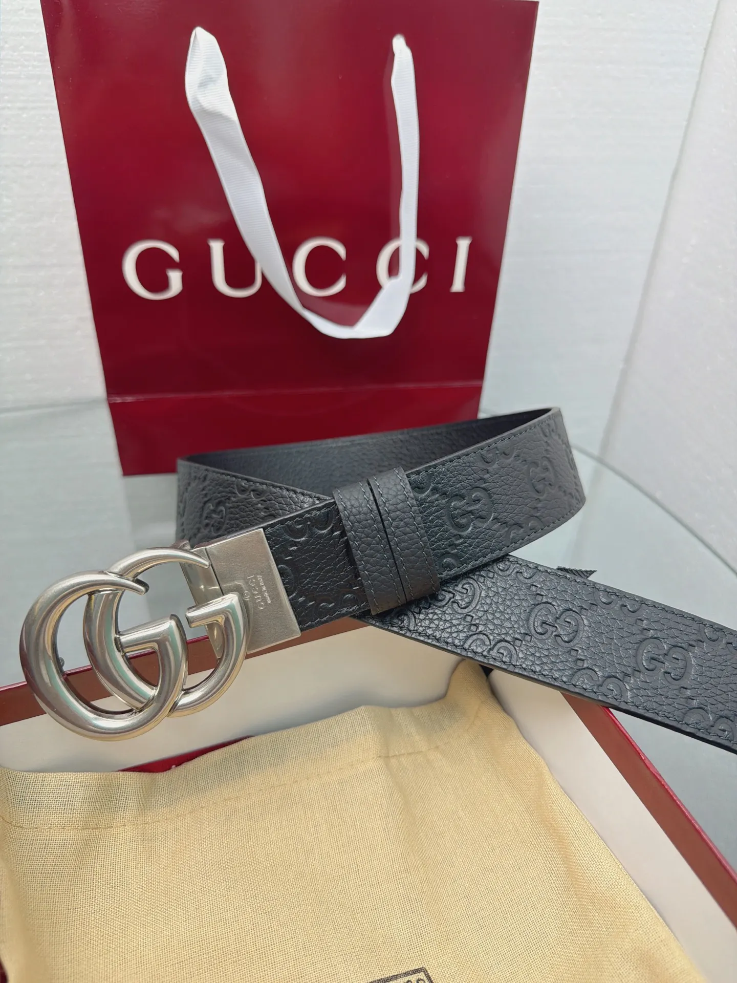 Gucci Double G 皮革 Monogram 腰带