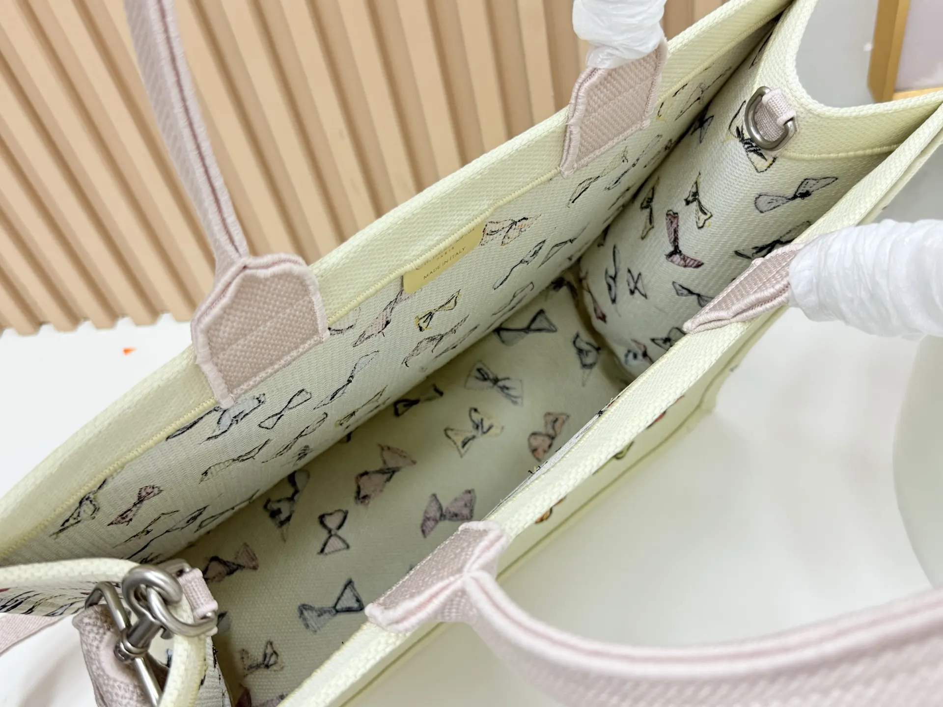 Dior Book Tote 托特包 大容量托特款