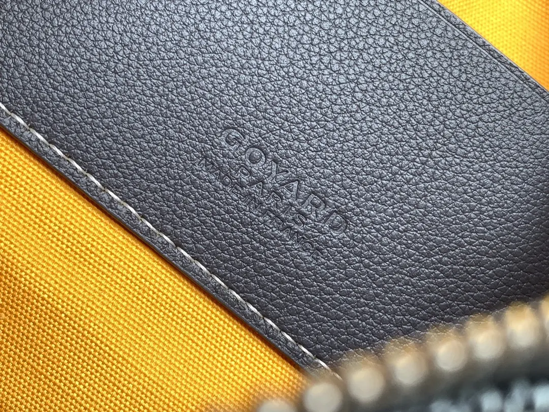 Goyard 灰色 鼎鼎戈雅 手拿包 精致手拿款