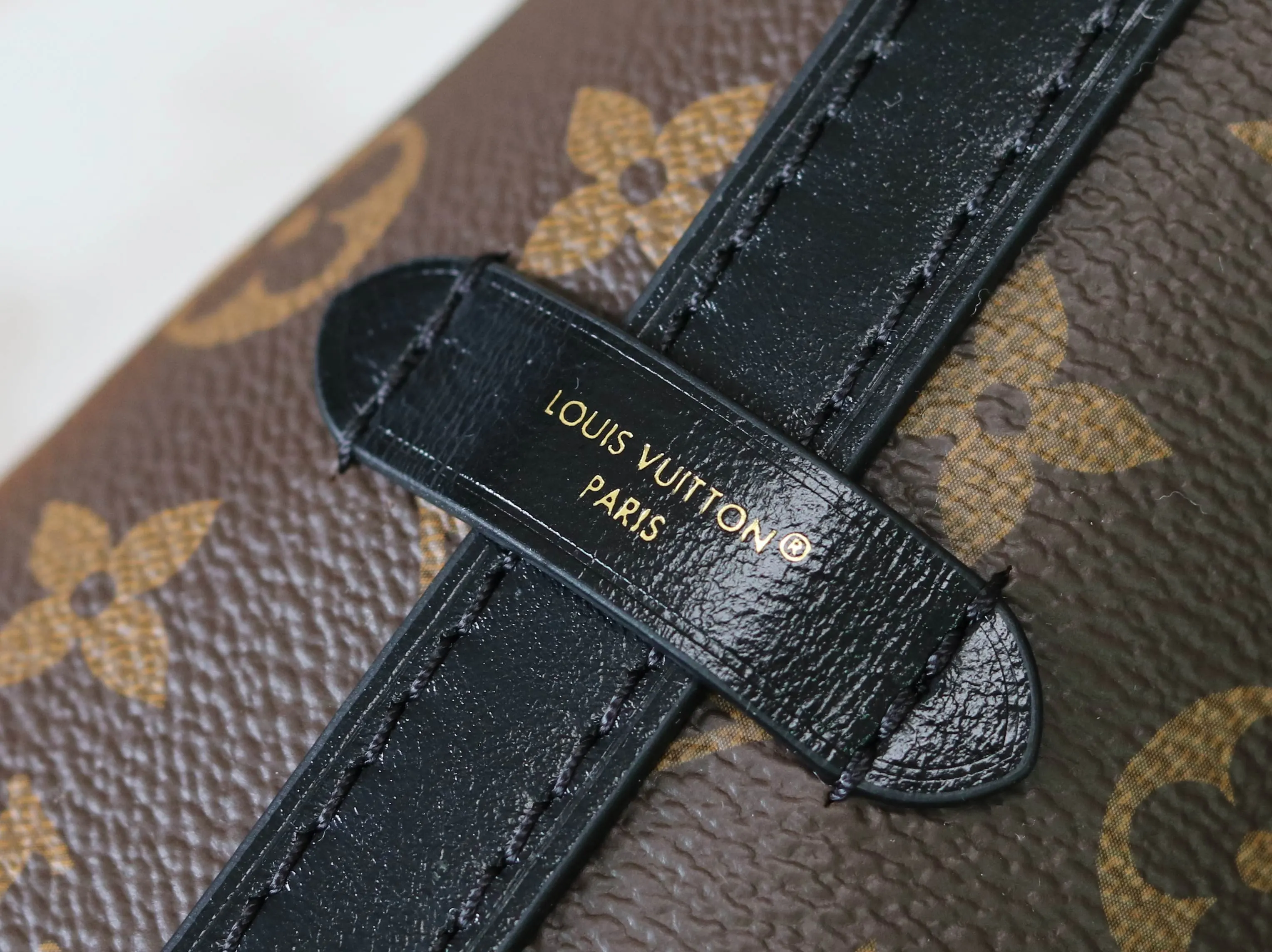 LV classic Monogram, chain bag, shoulder messenger model Image 5