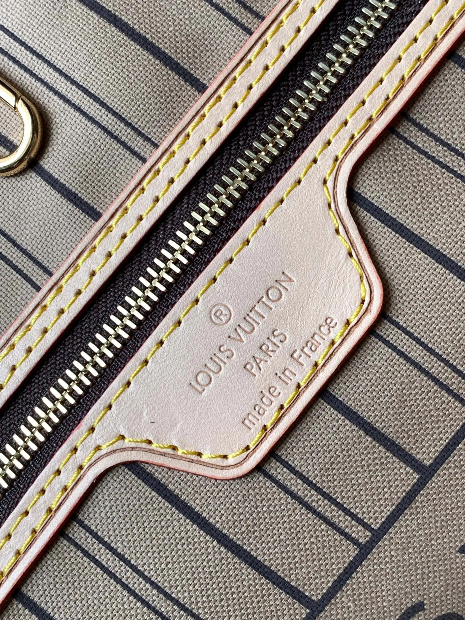 LV Neverfull 老花 金色 牛皮 手拿包 精致手拿款