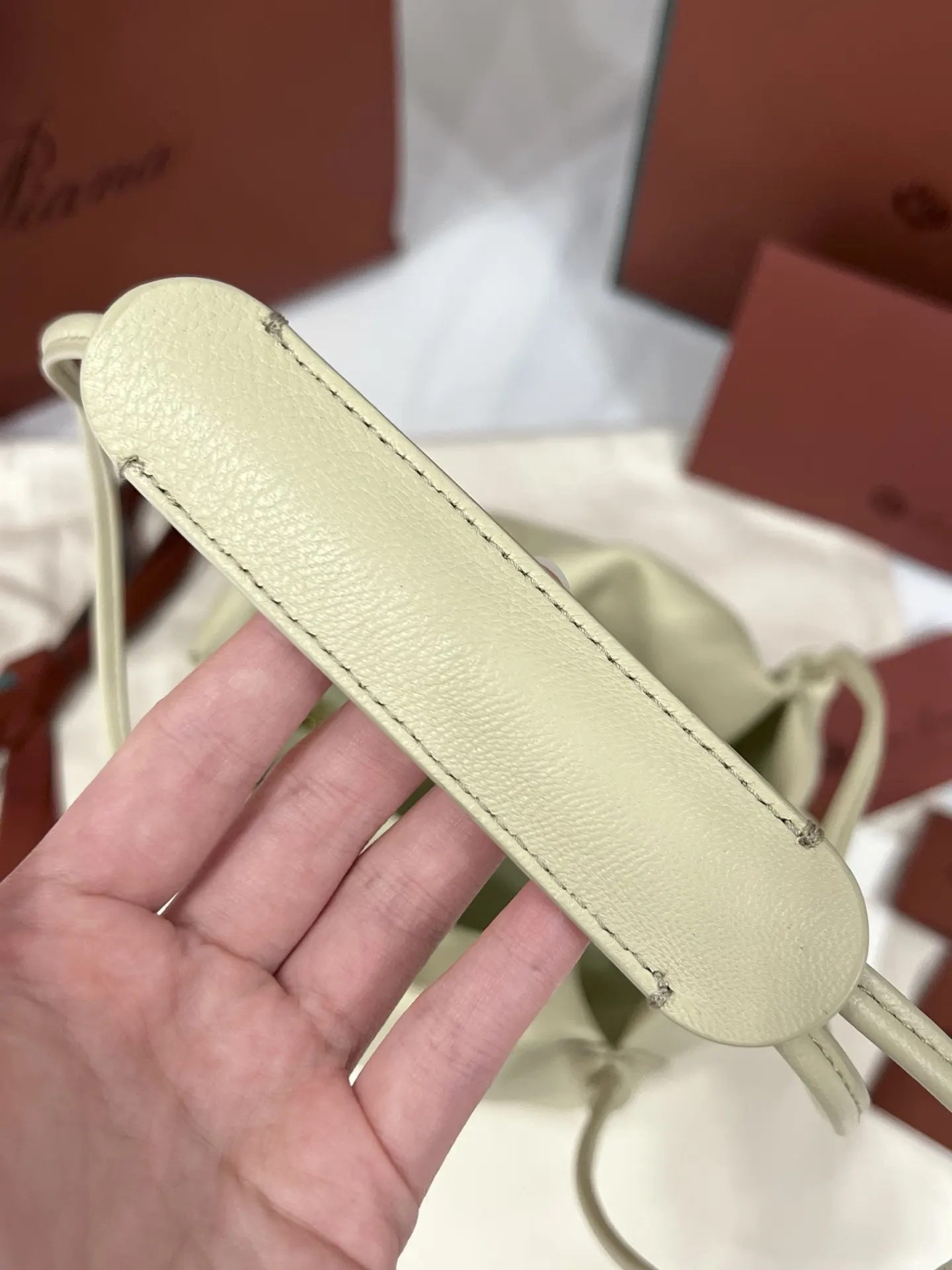 白色 羊皮 腋下包 復古腋下背款
