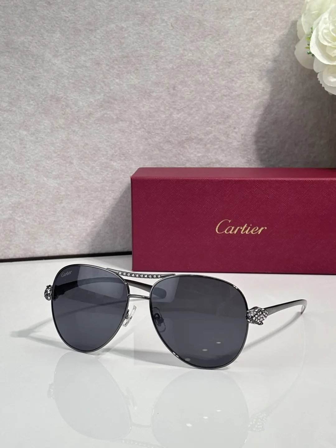 Cartier 墨镜 時尚防晒款