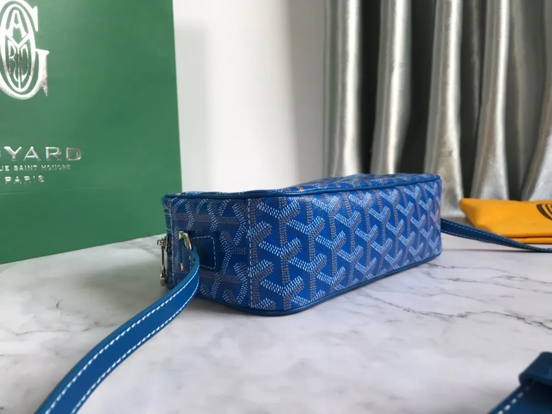 Fashion Item Travel