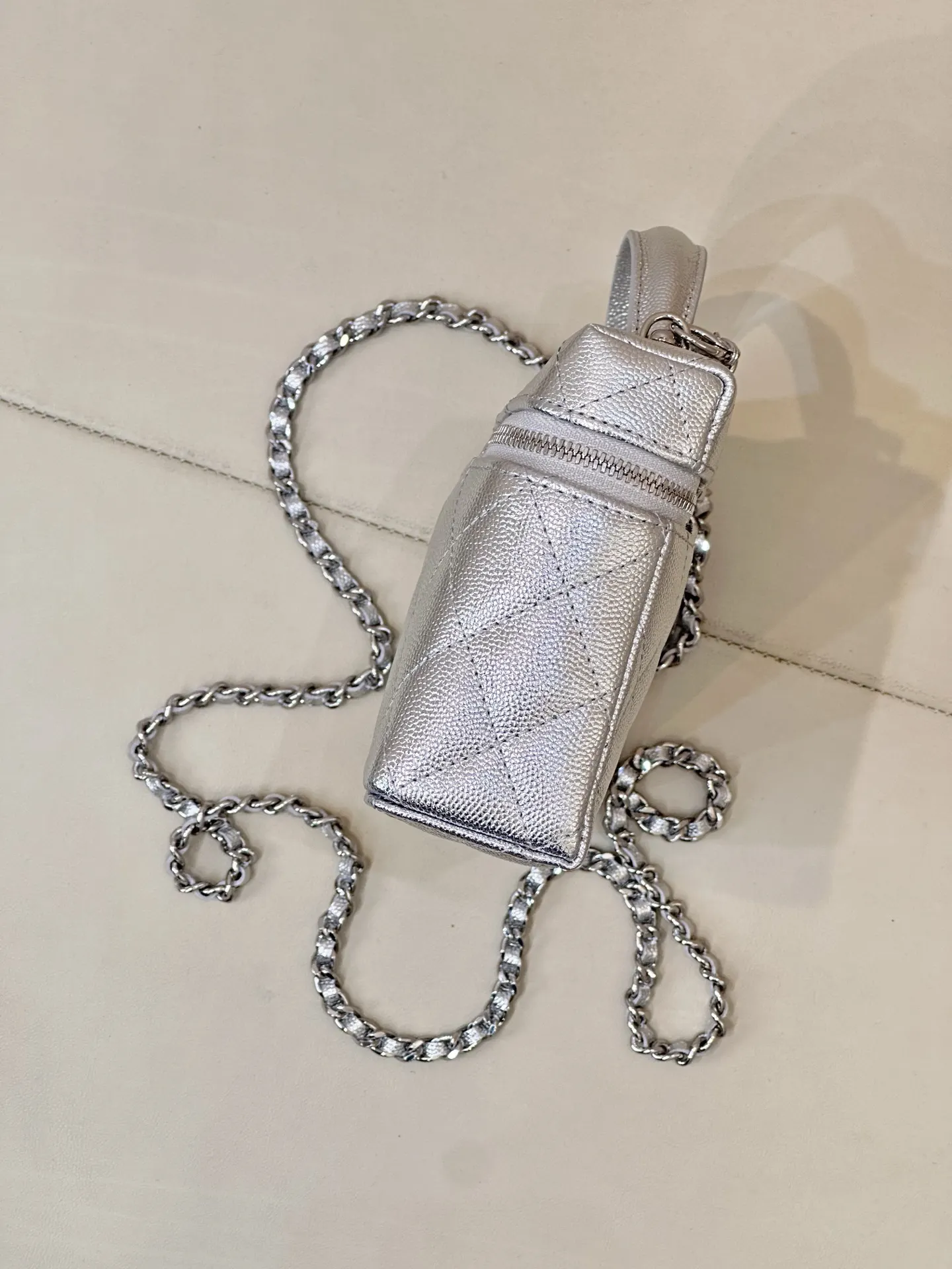 Chanel 浅蓝色小羊皮菱格链条包 金扣 复古