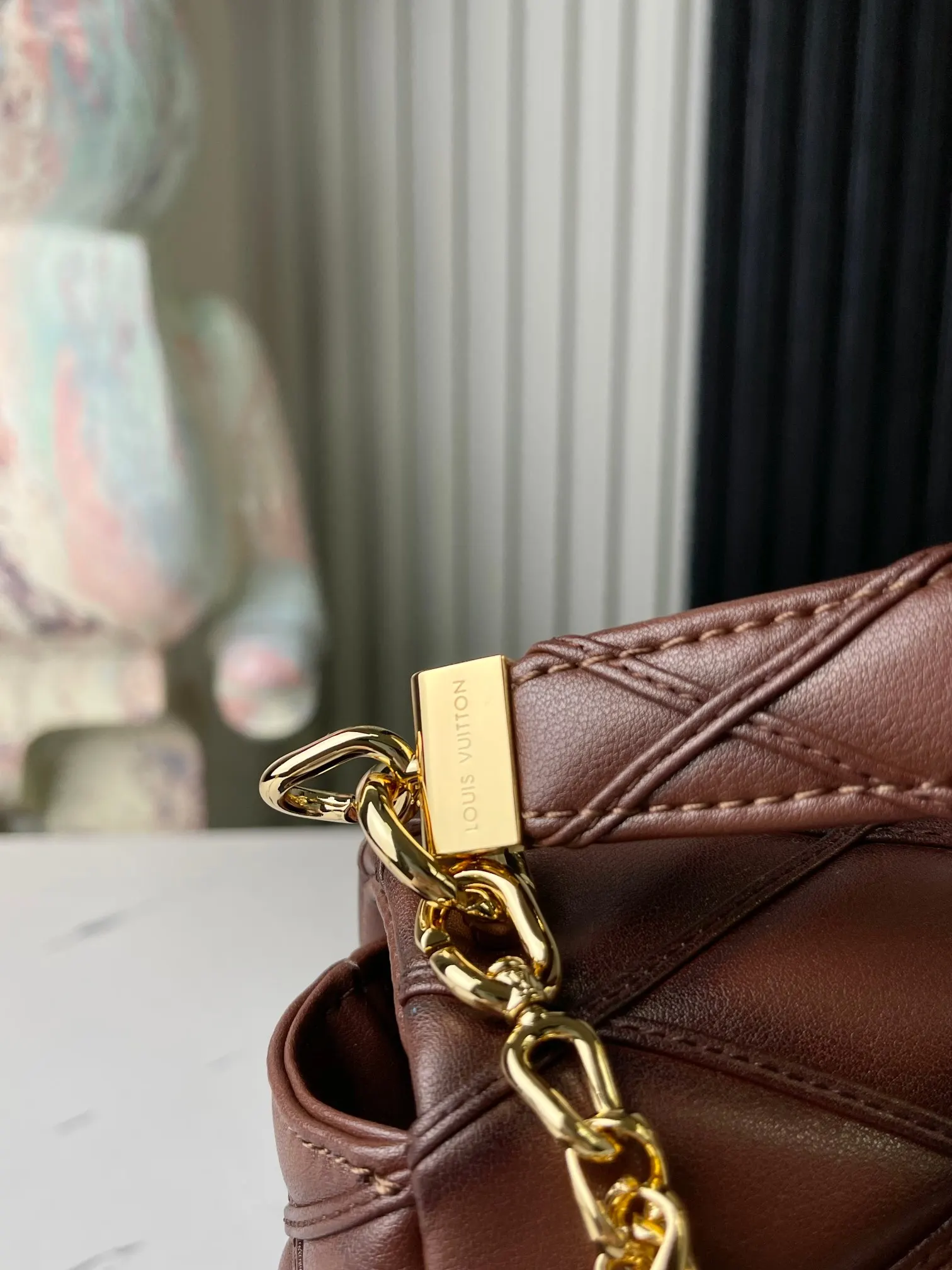 LV 焦糖色 羊皮 行李箱 旅行拉杆款 轻便出行款