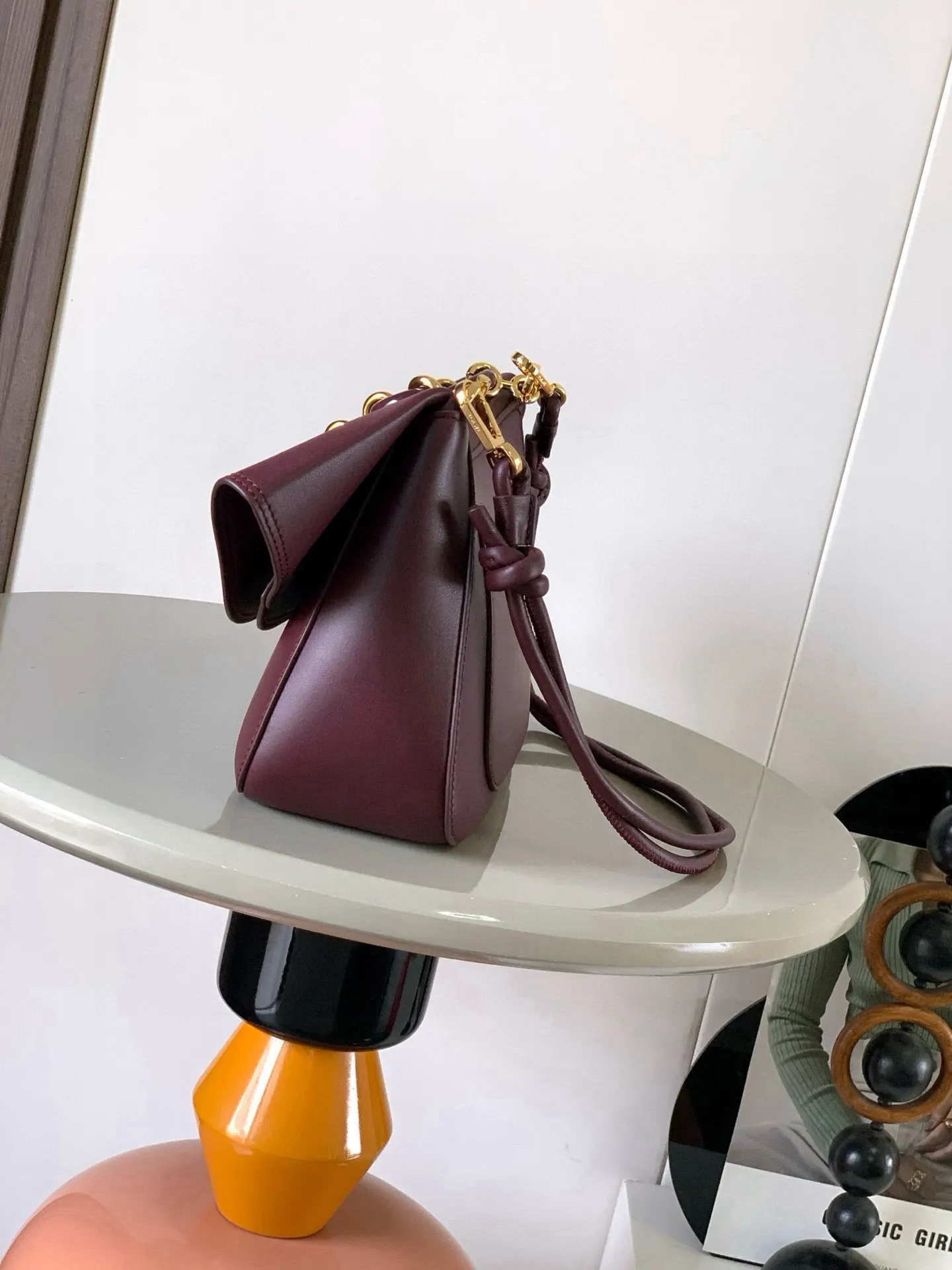 Chain Bag Lightweight Leather