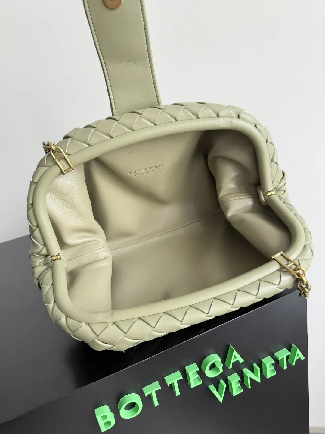 Bottega Veneta 链条包 精致链条款