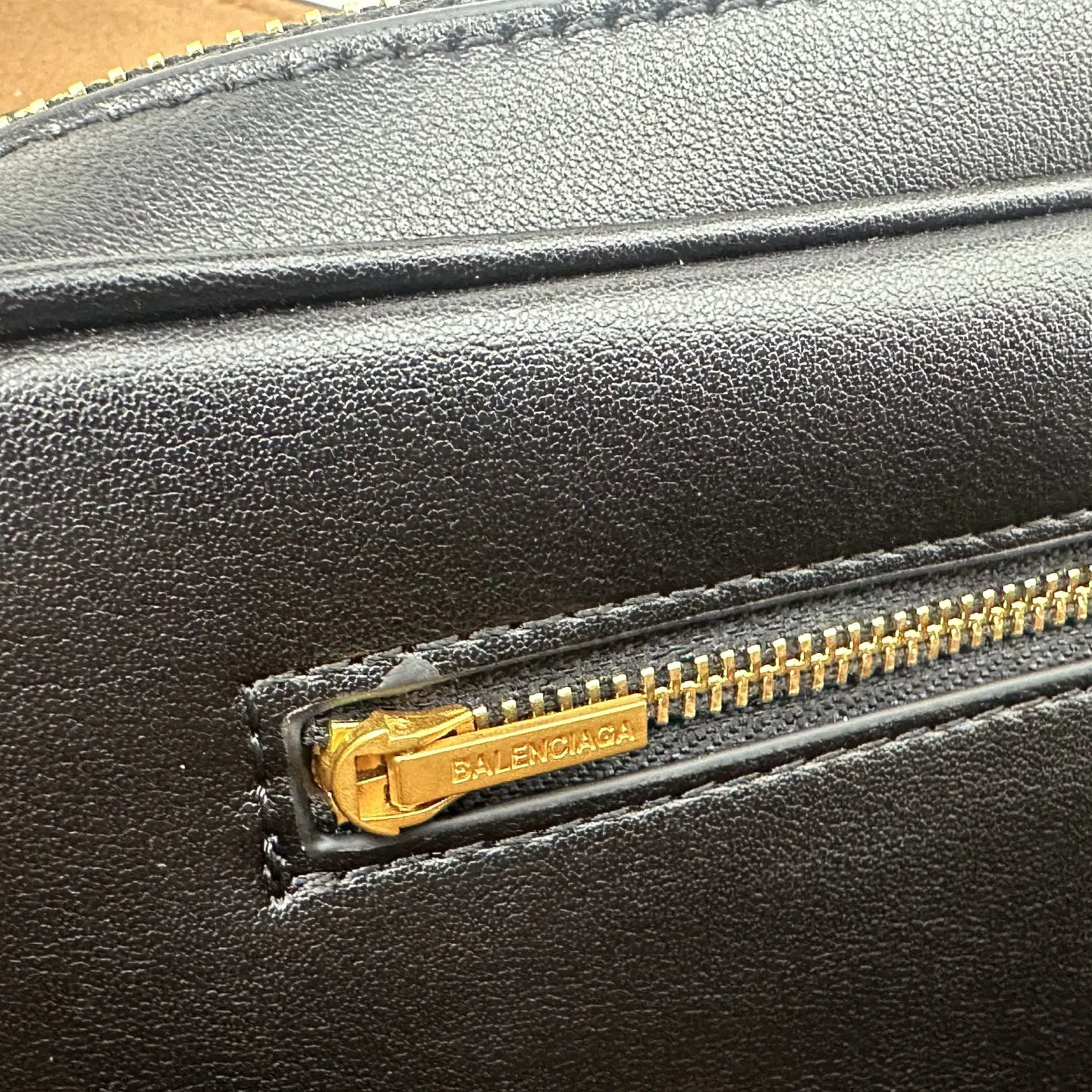 Balenciaga Crossbody Bag Leather