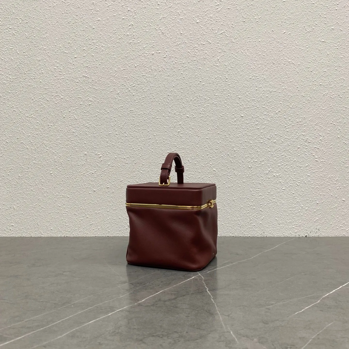Triomphe 酒紅 金色 牛皮 單肩包 日常單肩背款
