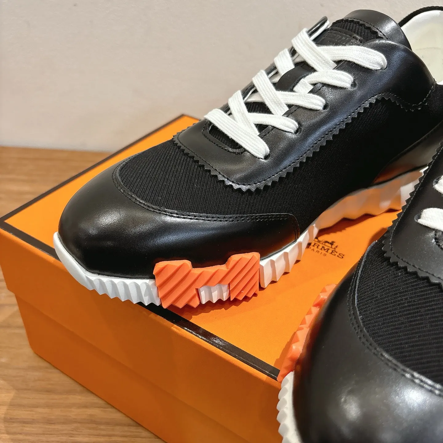 Hermès SS 运动鞋(數字7) Hermès SS 运动鞋(數字7)