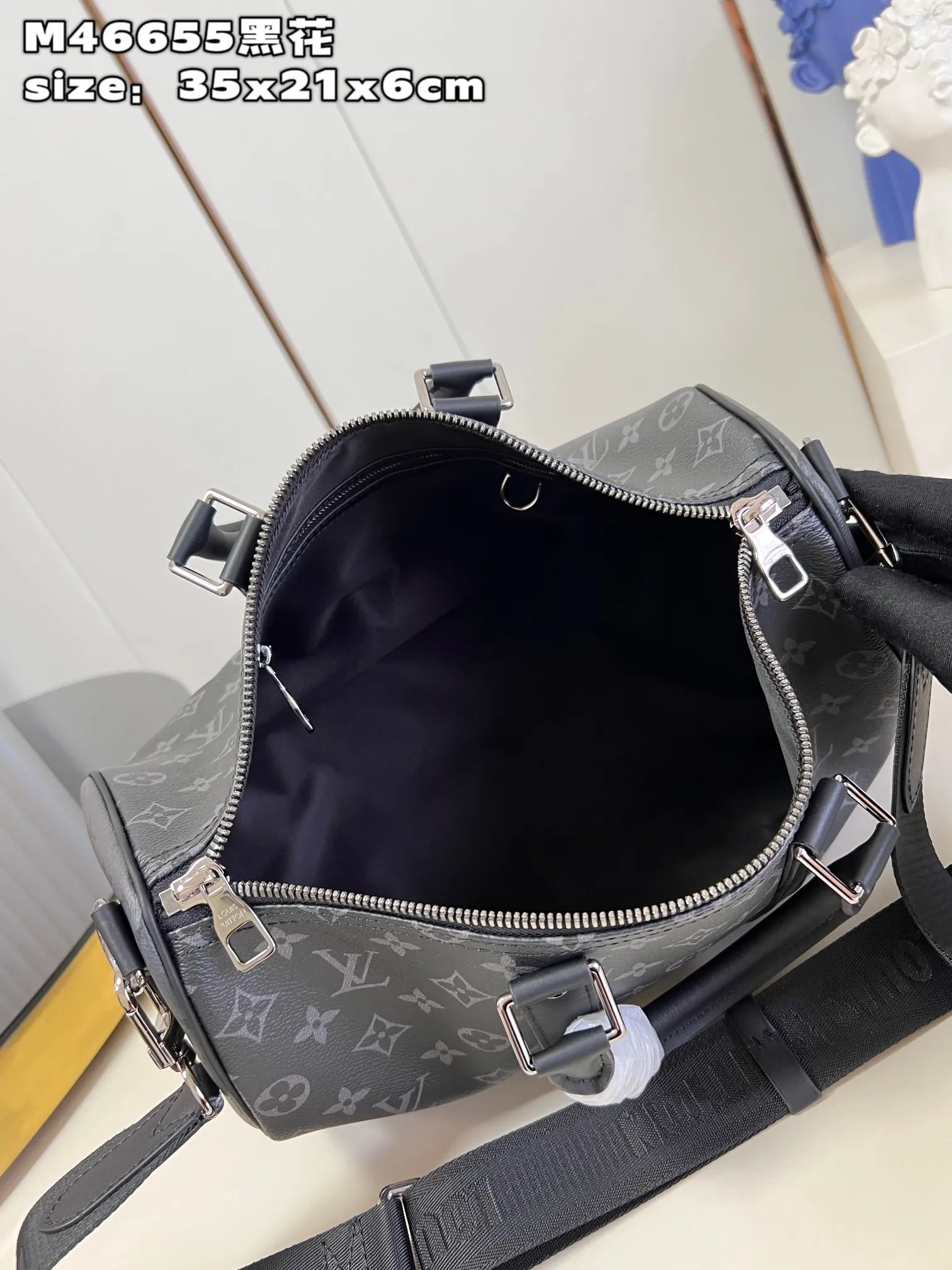 Fashion Item Travel Canvas Image 9 Fashion Item Travel Canvas Image 9