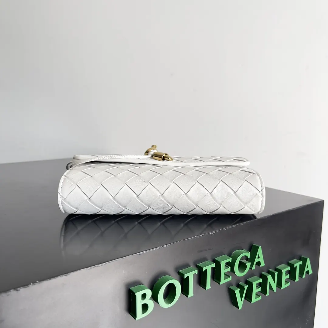 Bottega Veneta 手拿包 精致手拿款