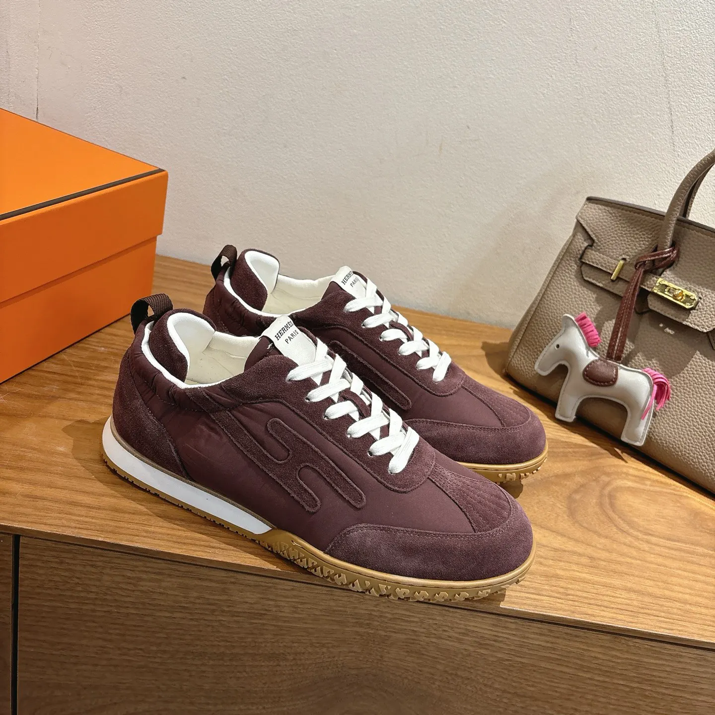 Hermès 运动鞋