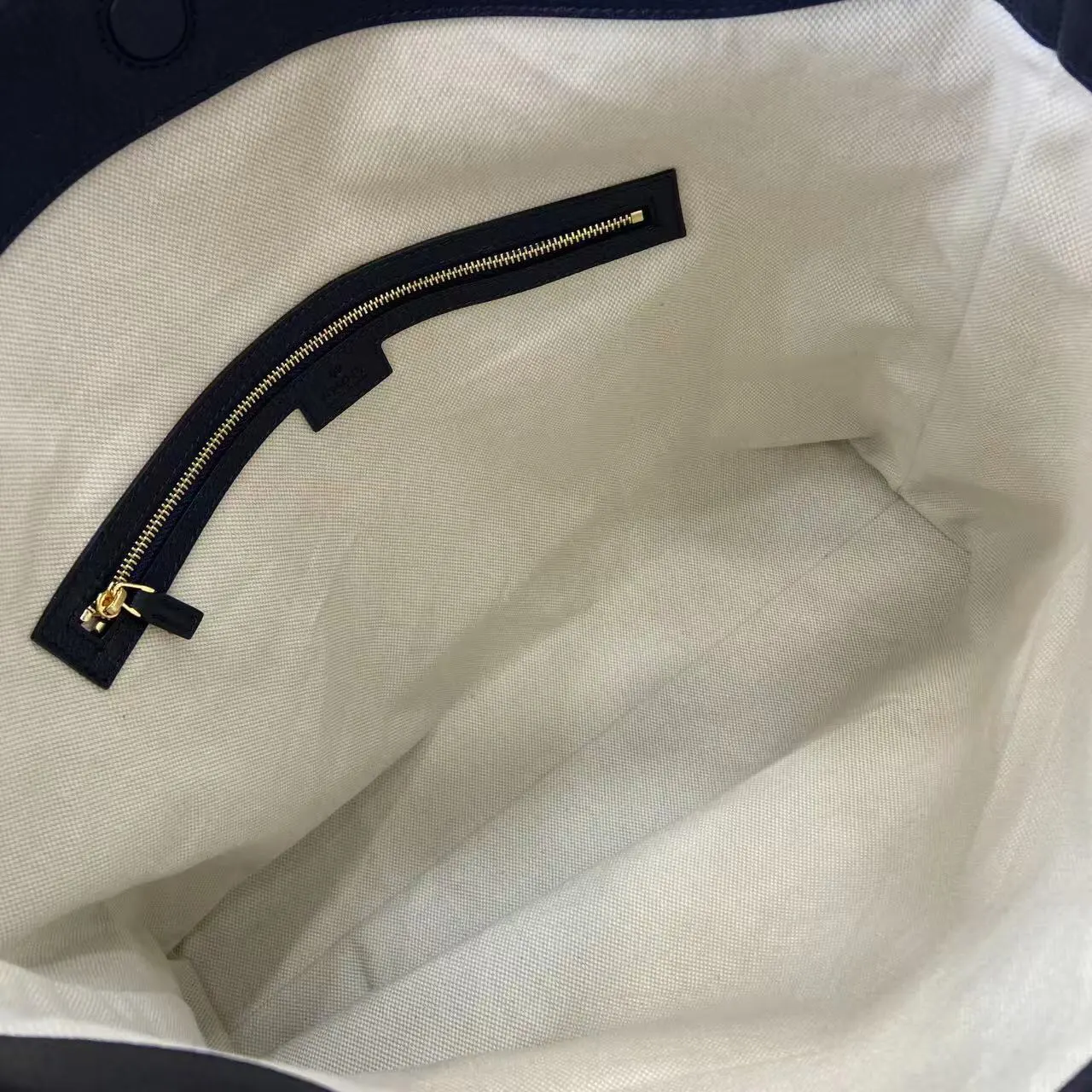 白色 棕色 牛皮 托特包 大容量托特款