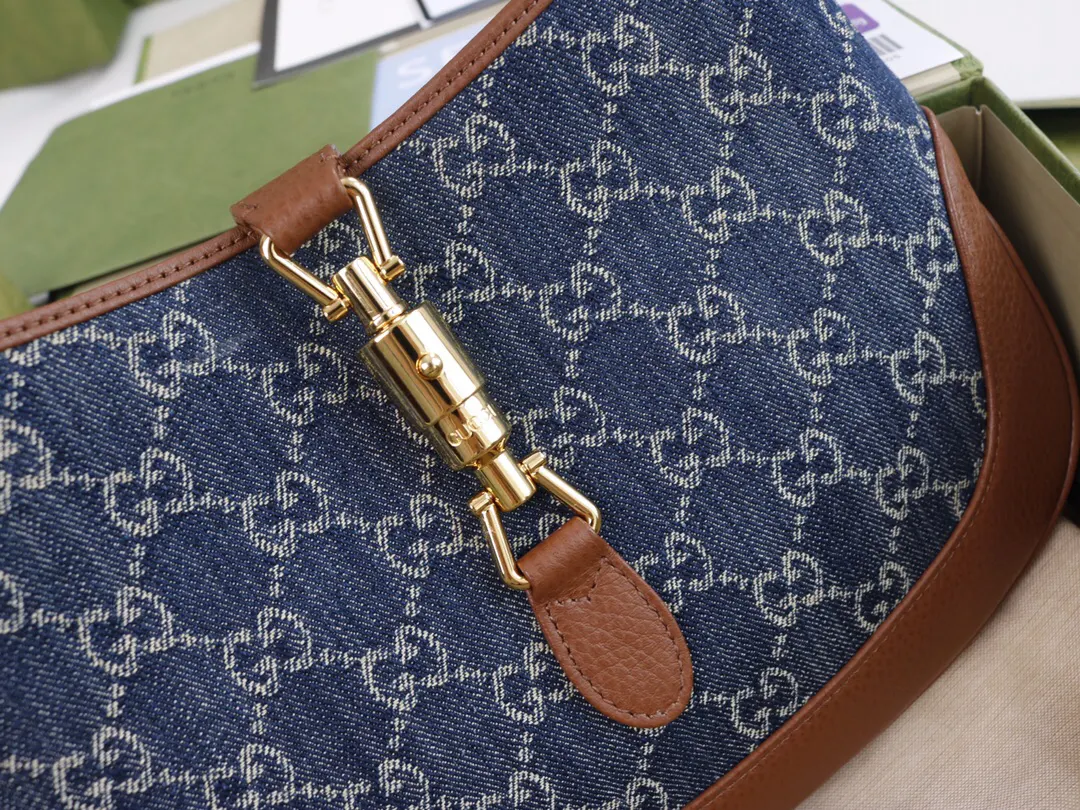 Gucci 牛仔 牛皮 价 腋下包 復古腋下背款