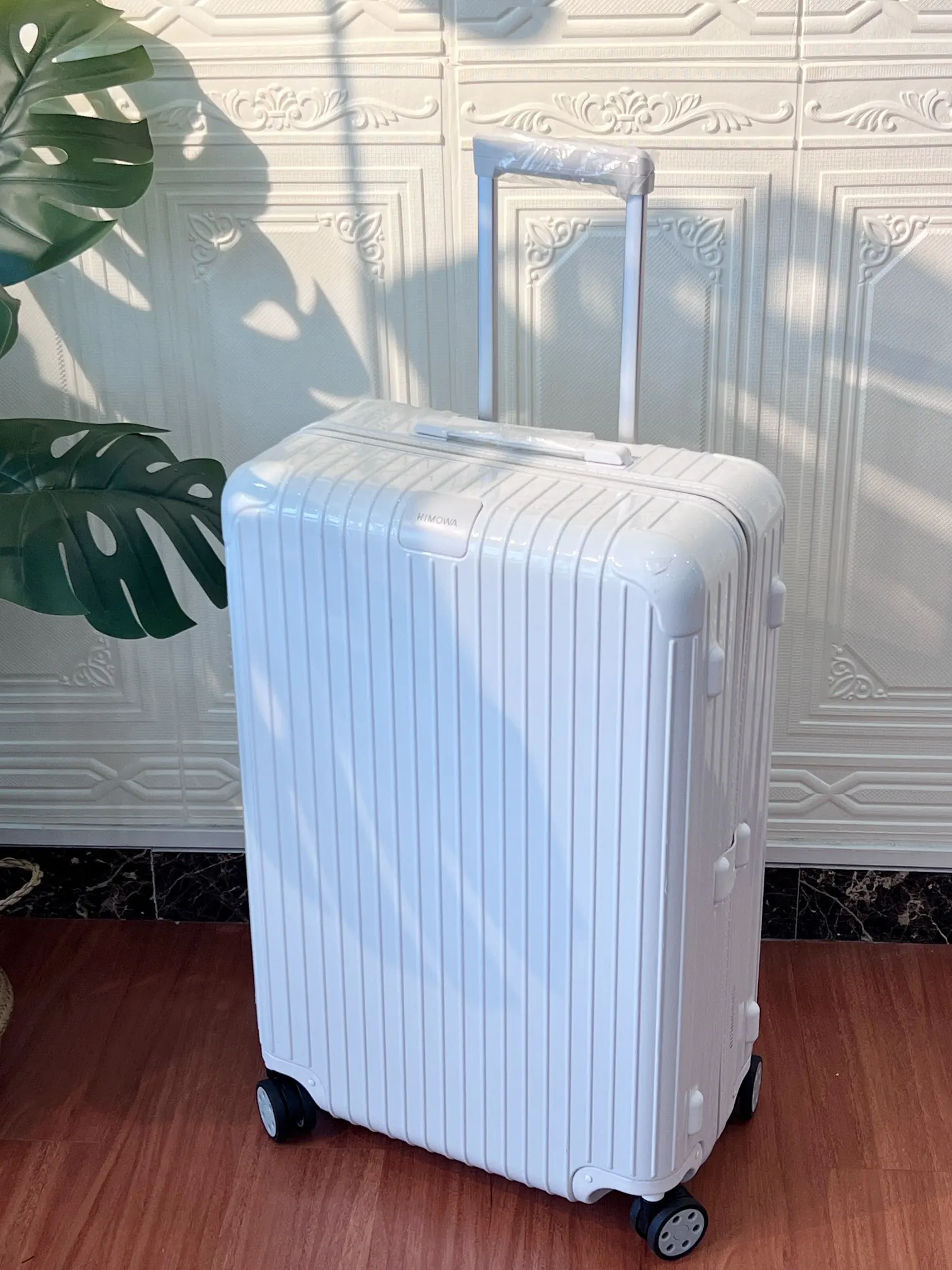 黑色 白色 日默瓦rimowa拉杆箱行李箱登机箱旅行箱方胖子運動 旅行拉杆款 輕便出行款
