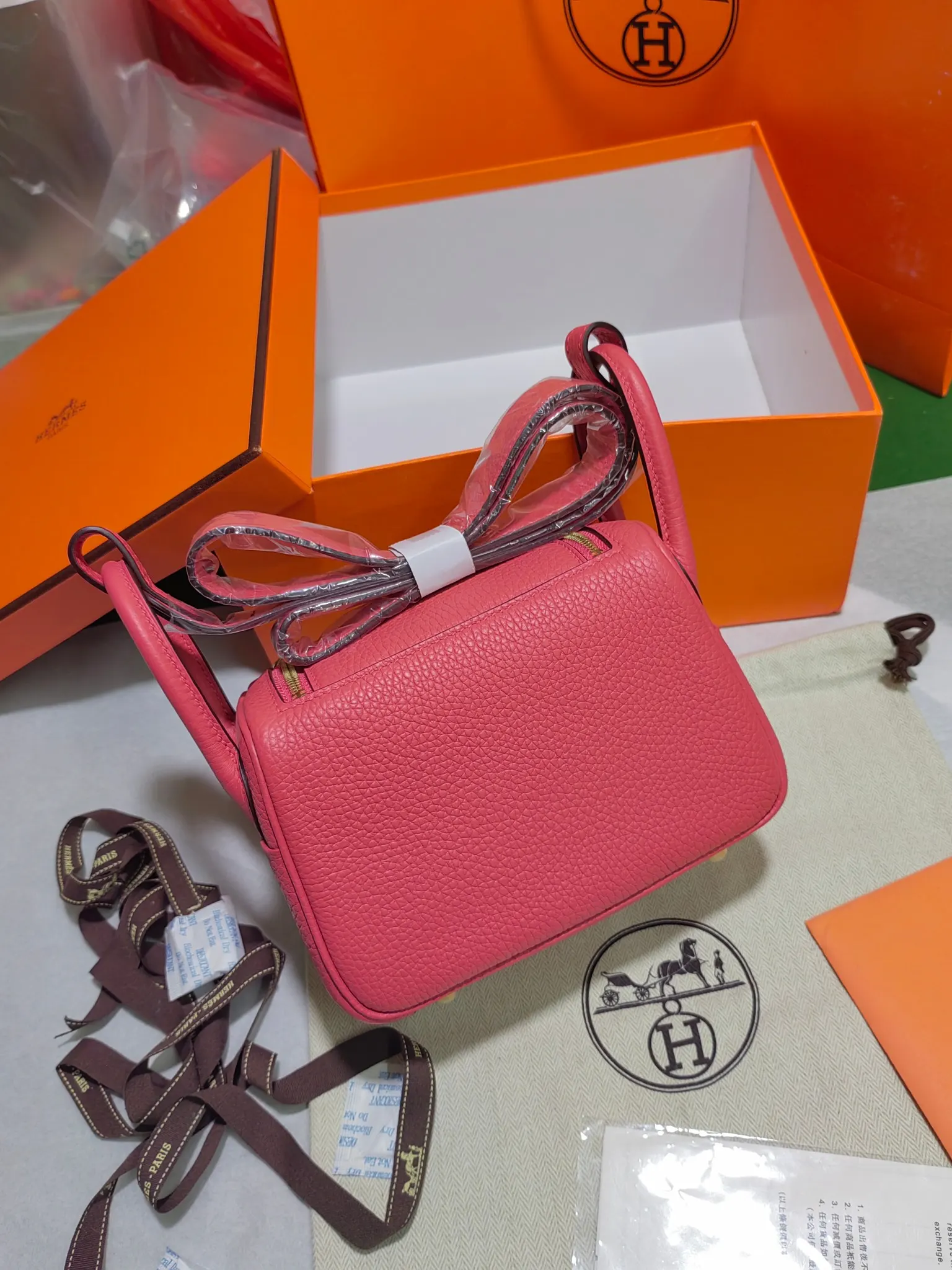 Hermès Lindy Top Handle Bag Classic Leather