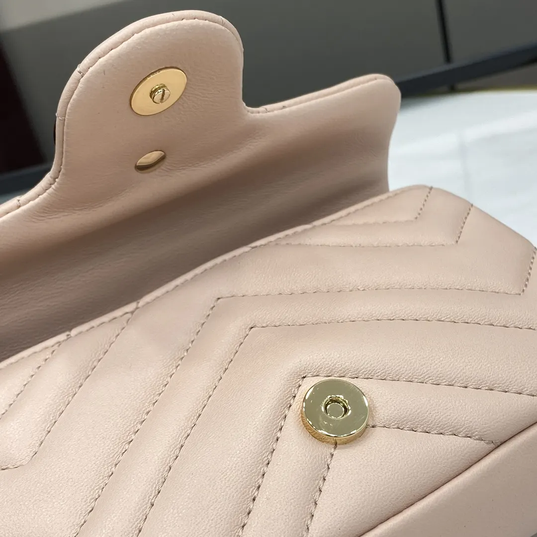 Gucci Marmont 绗缝皮革链条包 单肩斜挎