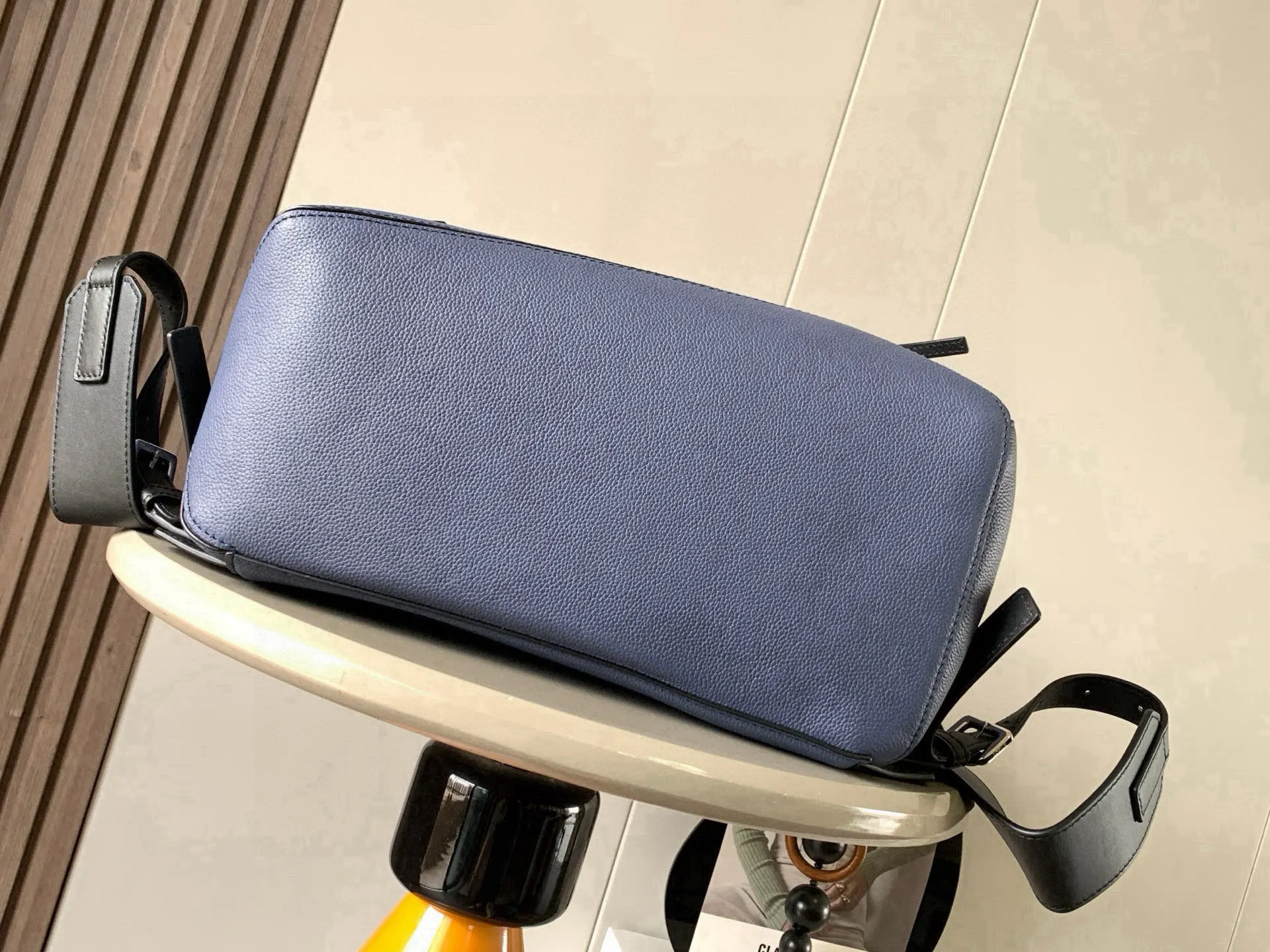 Loewe Puzzle 藍色 小牛皮 雙肩包 实用雙肩款