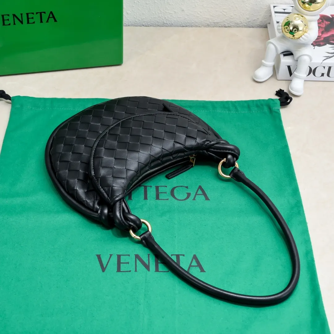 Bottega Veneta 羊皮 手拿包 精致手拿款