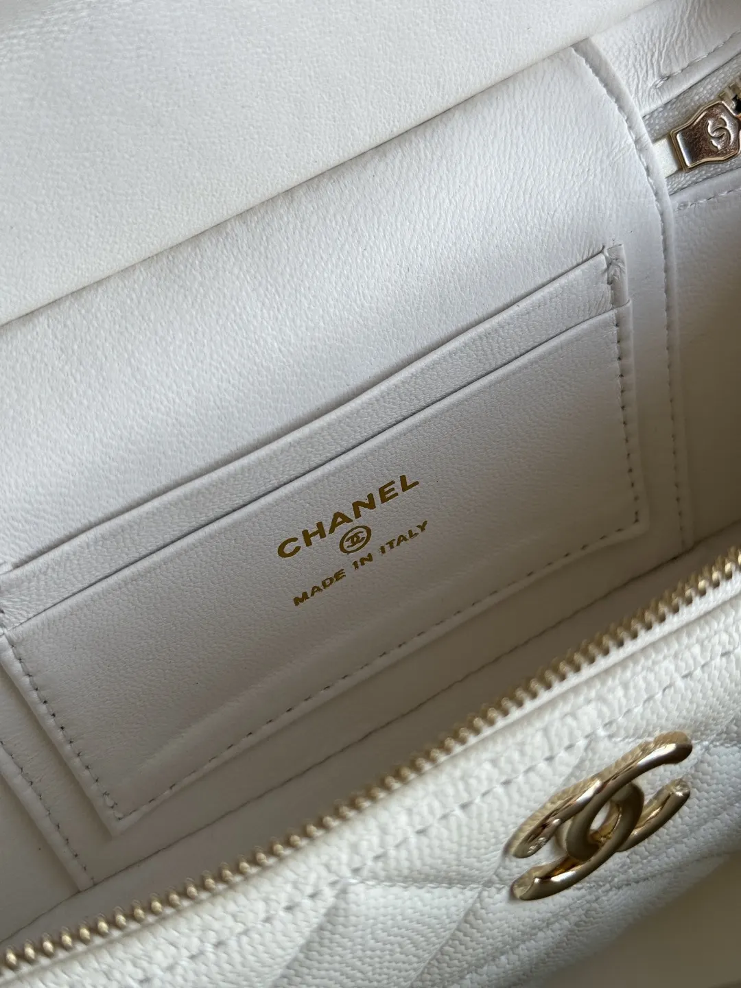 Top Handle Bag Commuter Leather