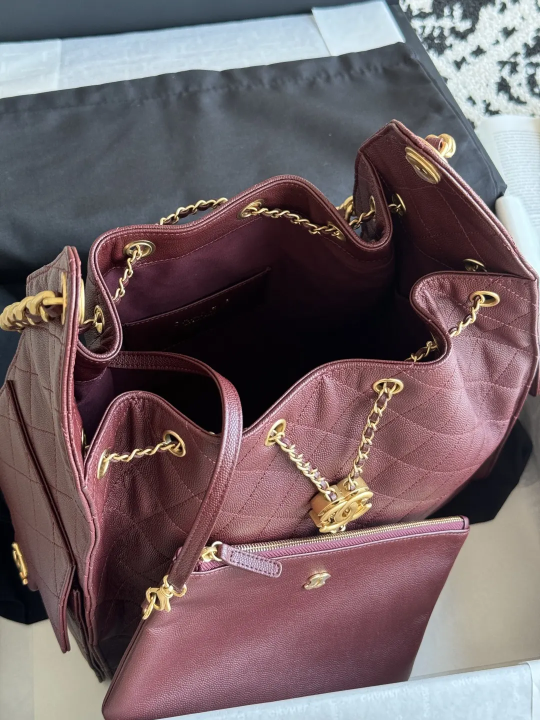 Hobo Shoulder Bag Vintage Leather Image 9 Hobo Shoulder Bag Vintage Leather Image 9