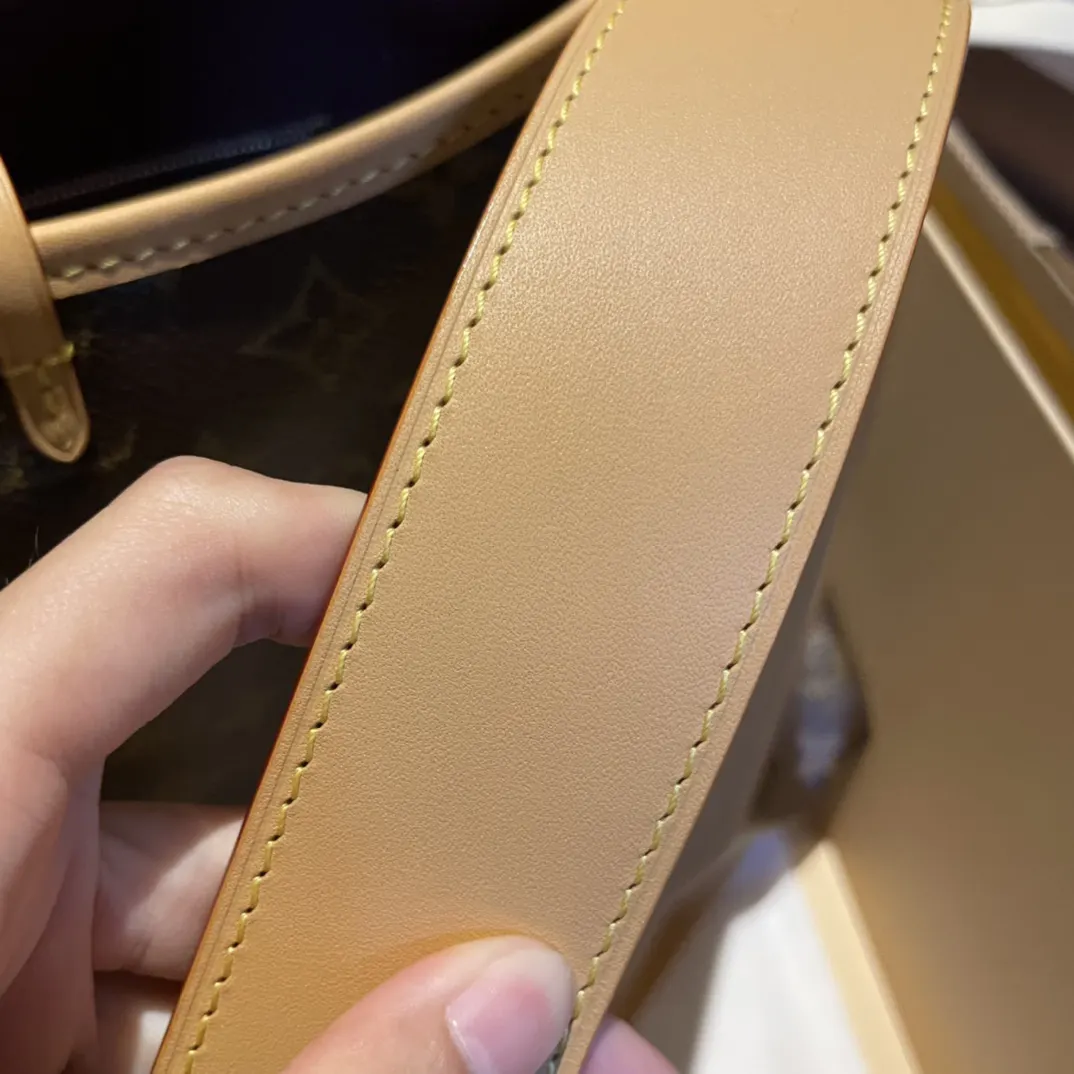 CarryAll 水桶包 休閒水桶款(數字6) CarryAll 水桶包 休閒水桶款(數字6)