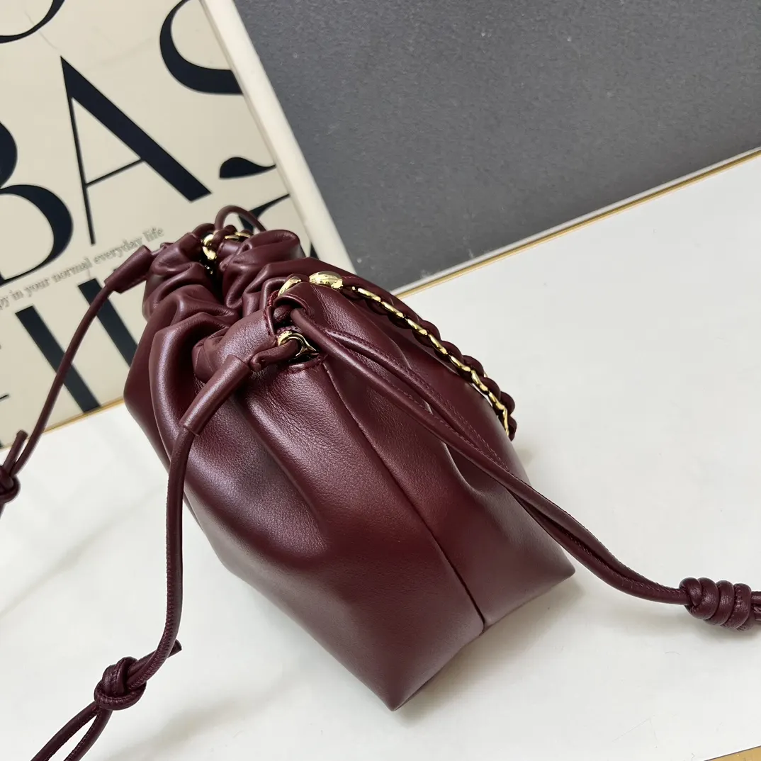 羊皮 Flamenco Purse 云朵包 链条包 精致链条款