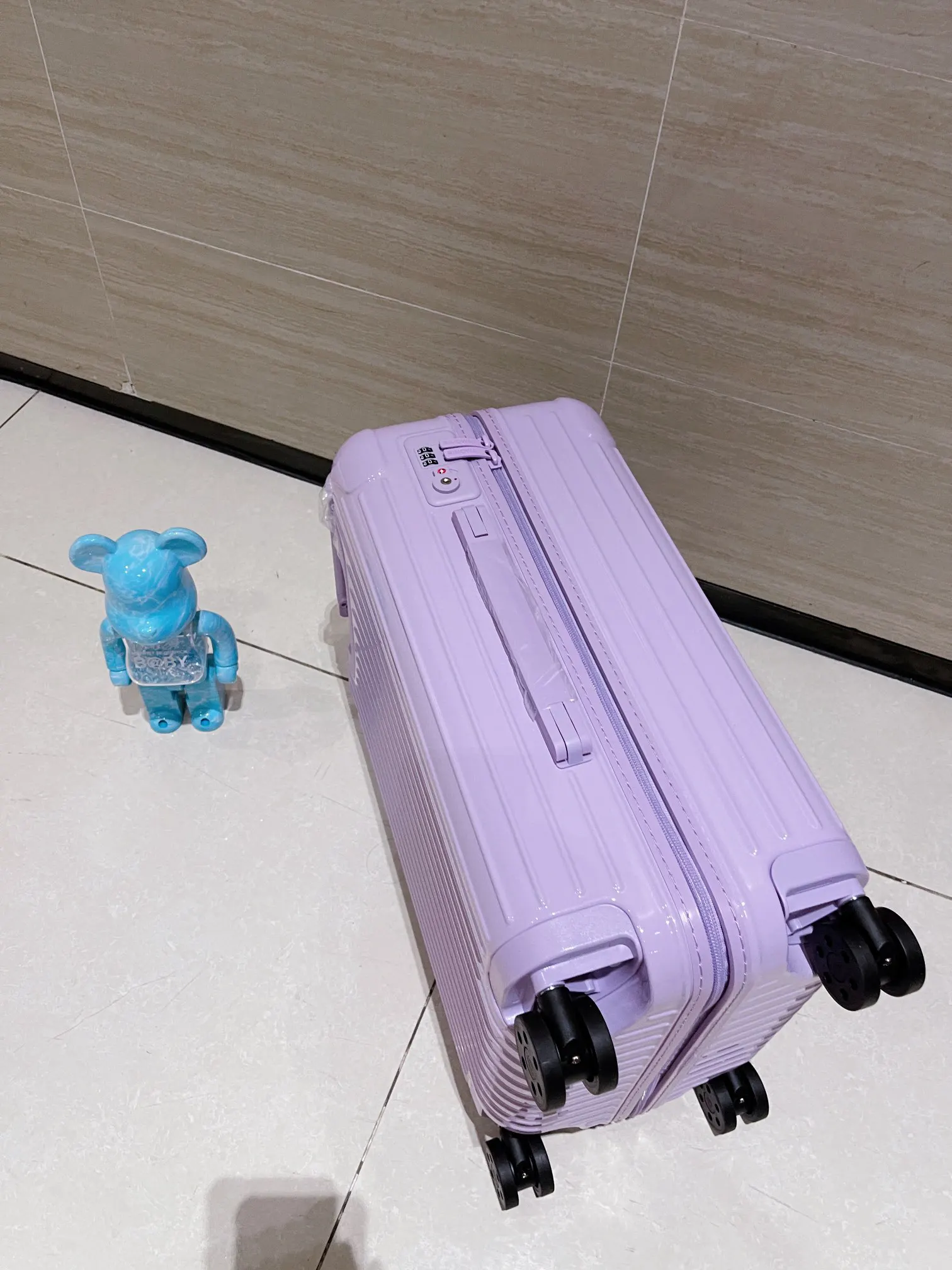 白色 藍色 日默瓦rimowa拉杆箱行李箱登机箱旅行箱方胖子運動 旅行拉杆款 輕便出行款