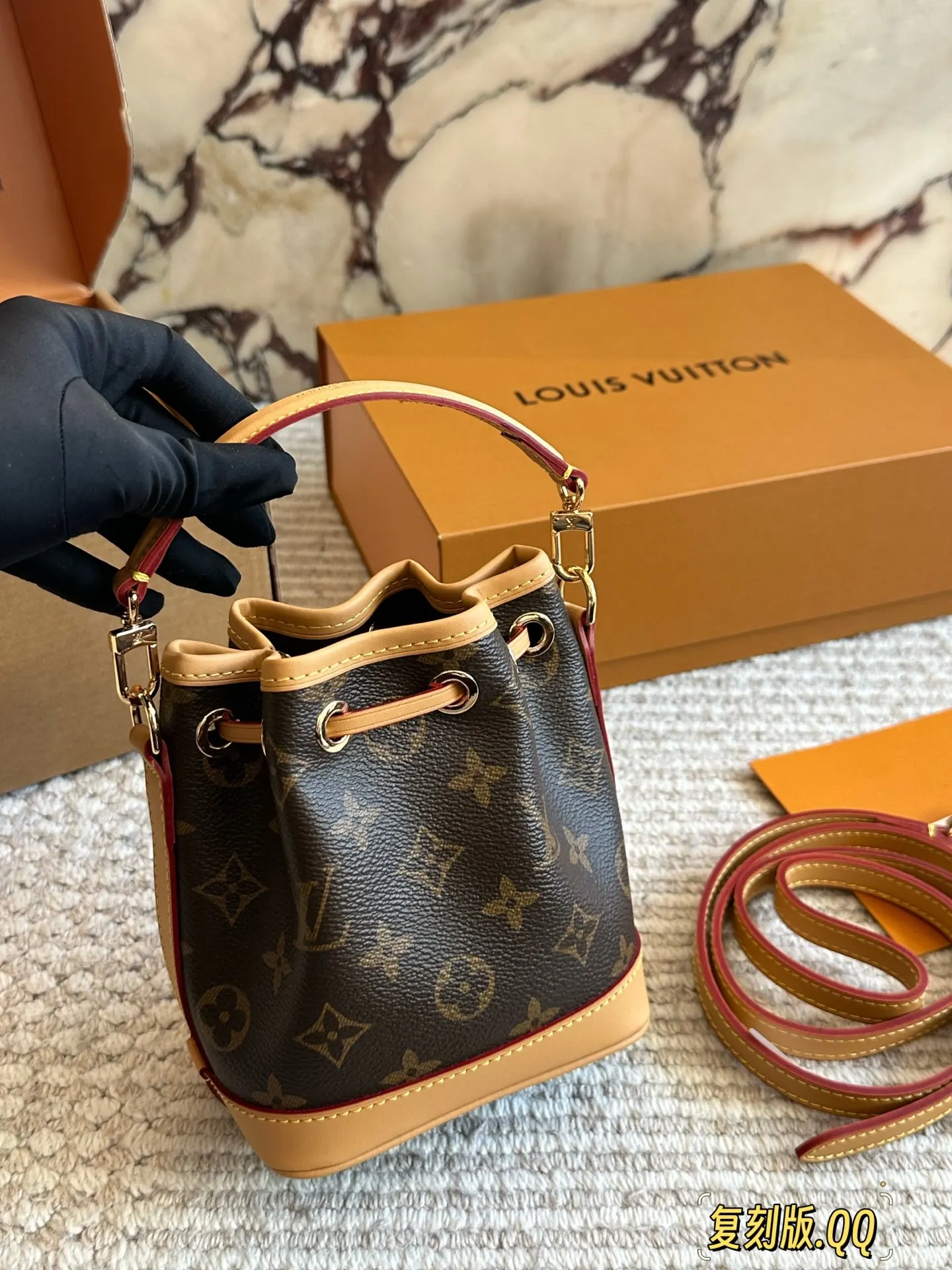Louis Vuitton Monogram Bucket Bag Casual