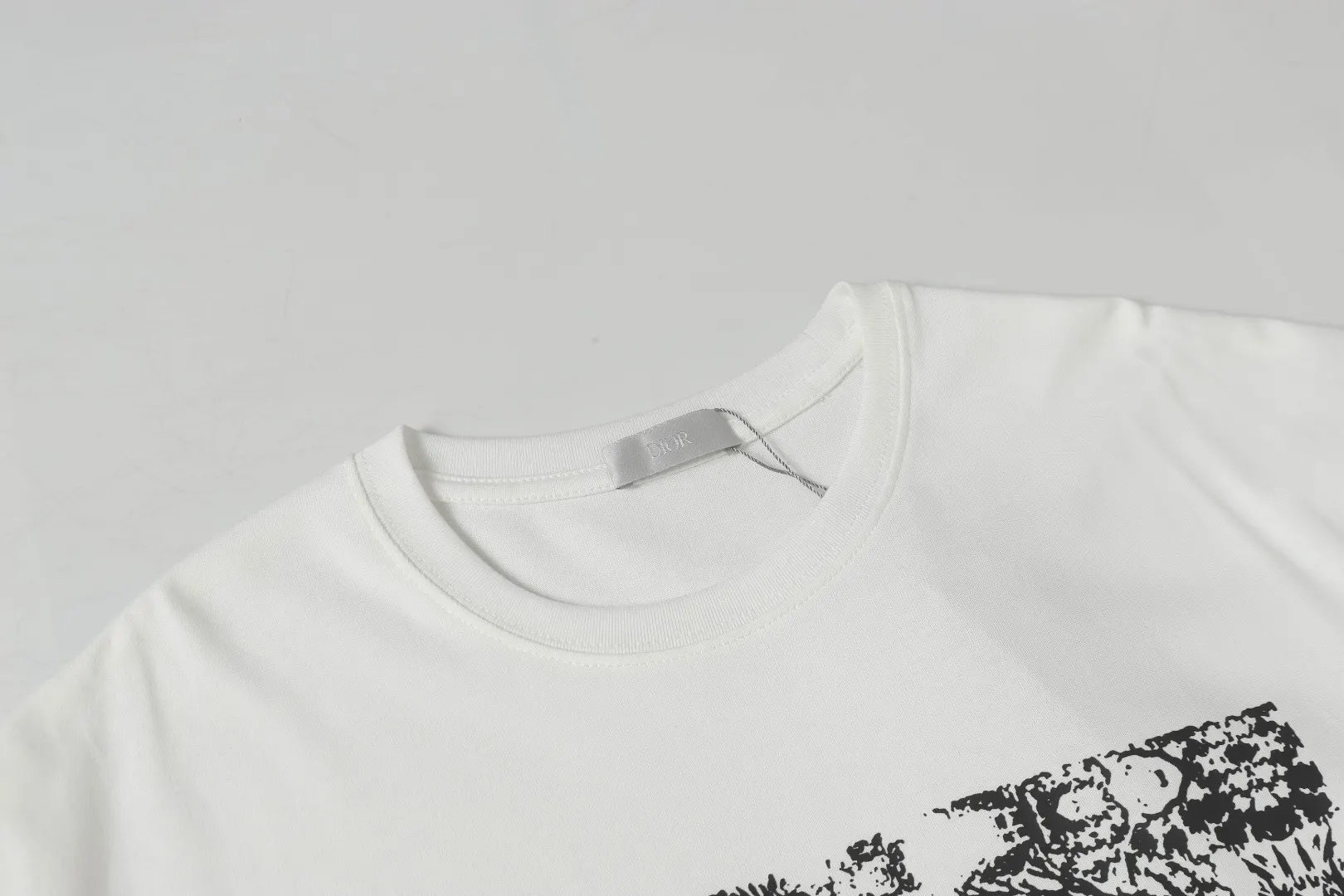 Dior White Square Print T-Shirt Minimal Image 4 Dior White Square Print T-Shirt Minimal Image 4