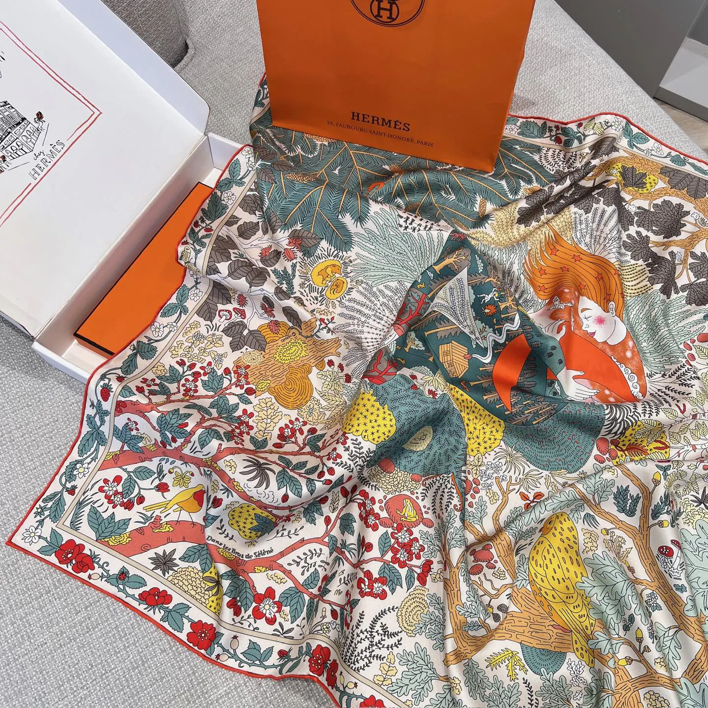 Hermes Fashion Item Image 8 Hermes Fashion Item Image 8