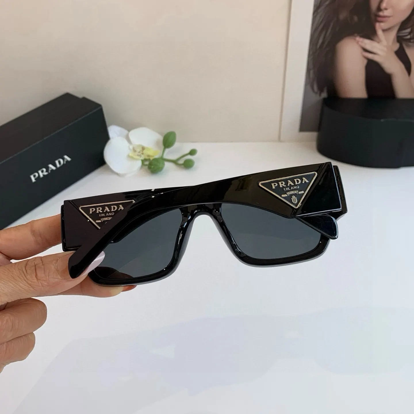 Prada 三角標 太陽鏡