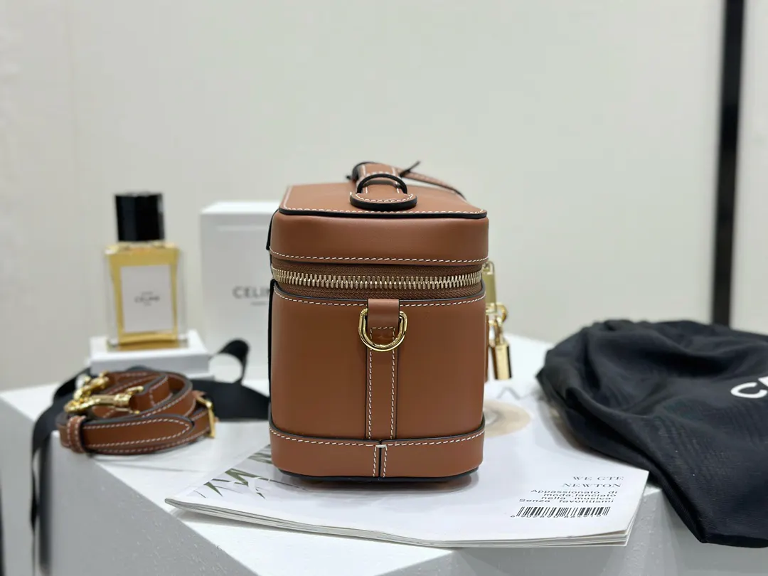 Brown Cosmetic Pouch Leather