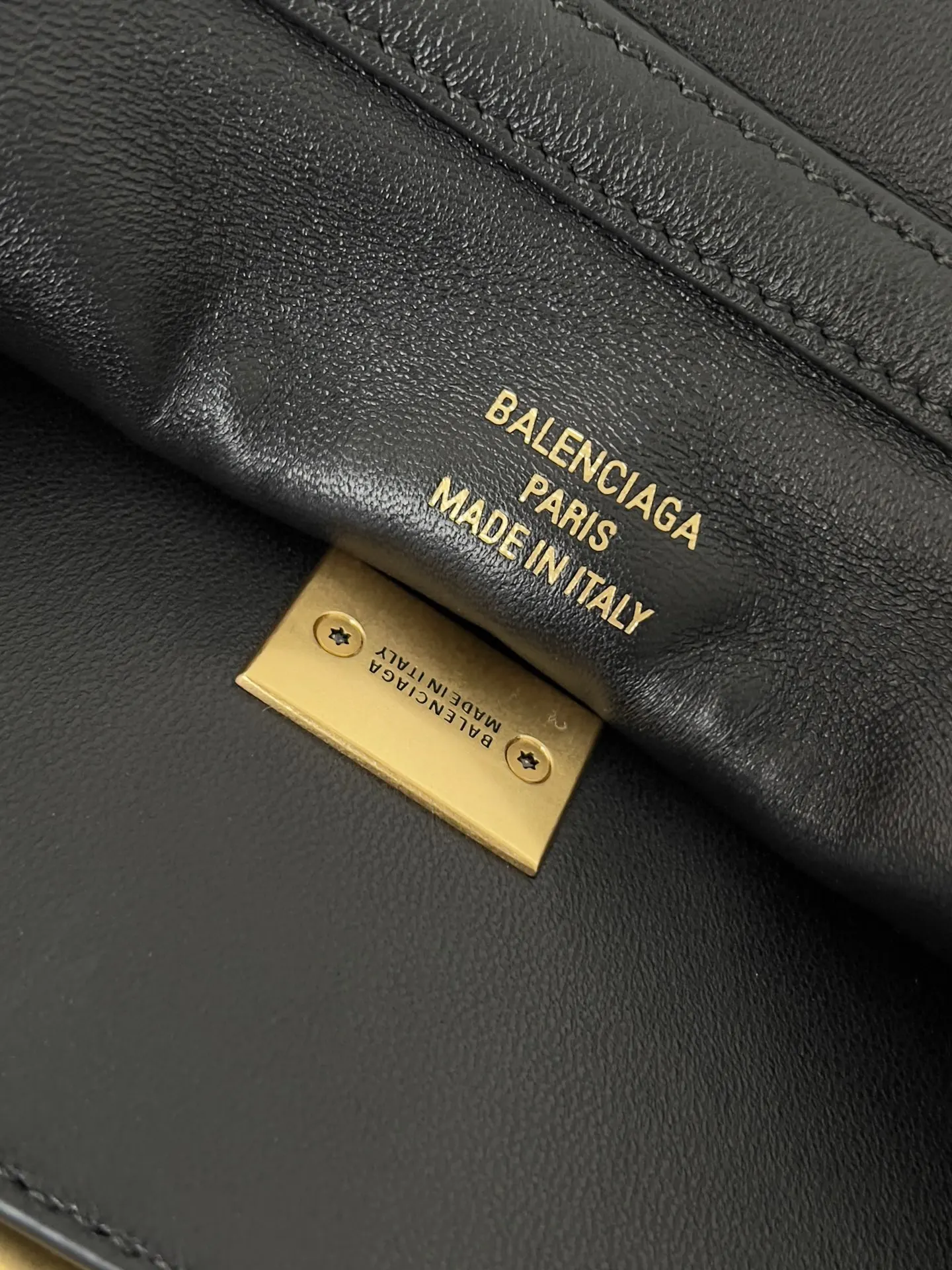 Balenciaga Rodeo 双肩包