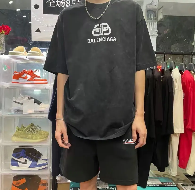 Balenciaga 短袖T恤
