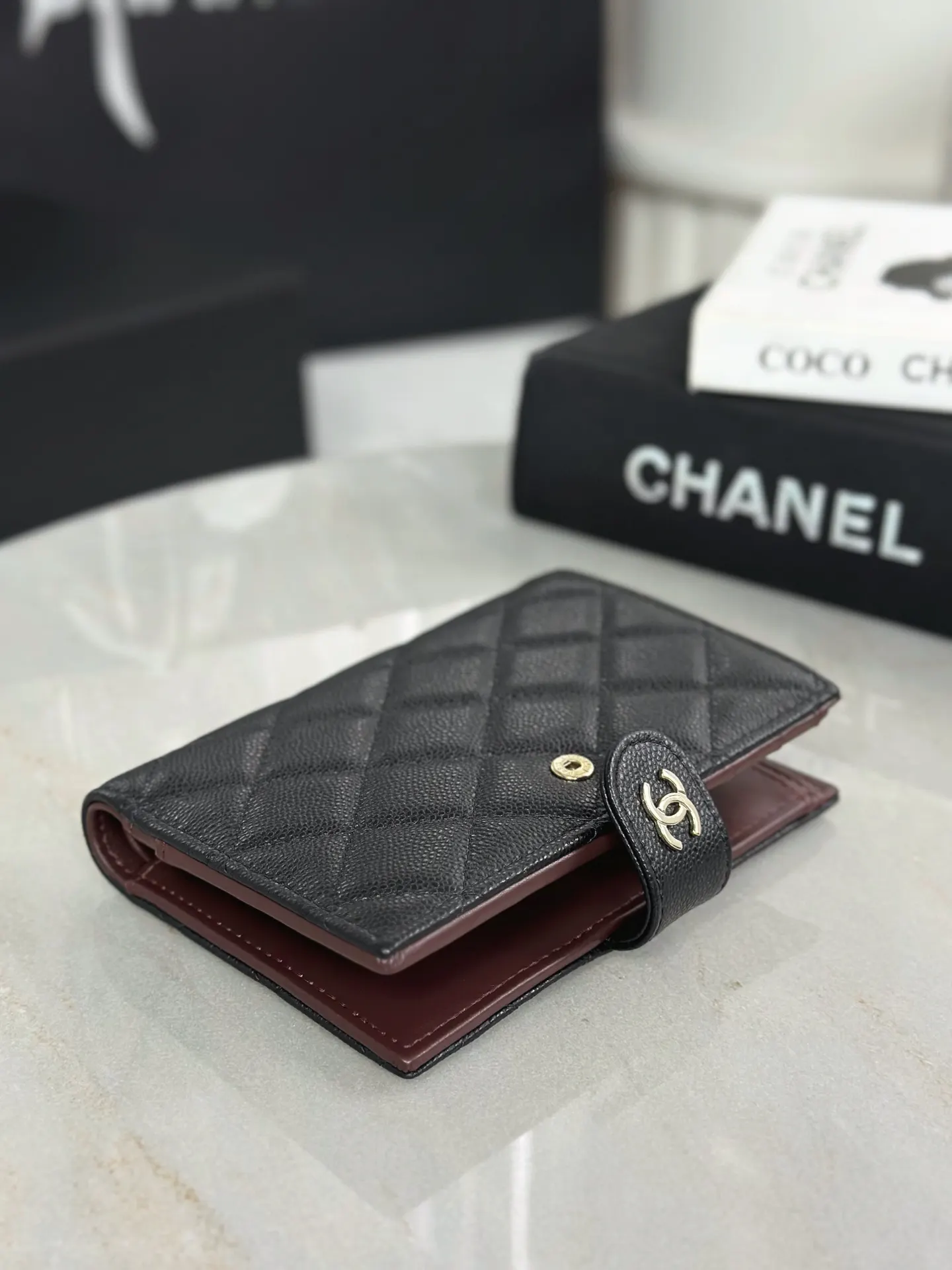 CHANEL 黑色荔枝纹牛皮翻盖链条包 单肩款