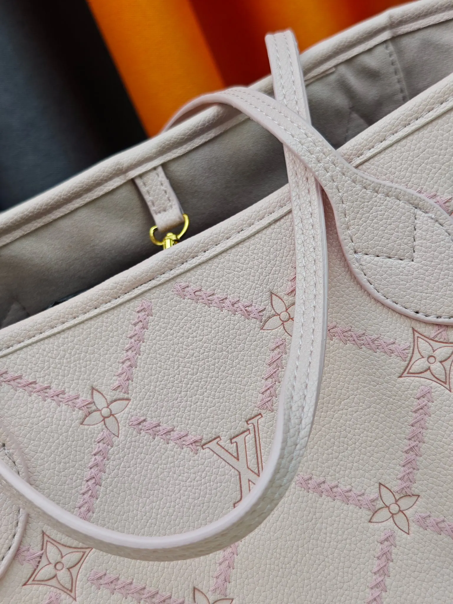 LV Neverfull 杏色 Mo托特包 大容量托特款