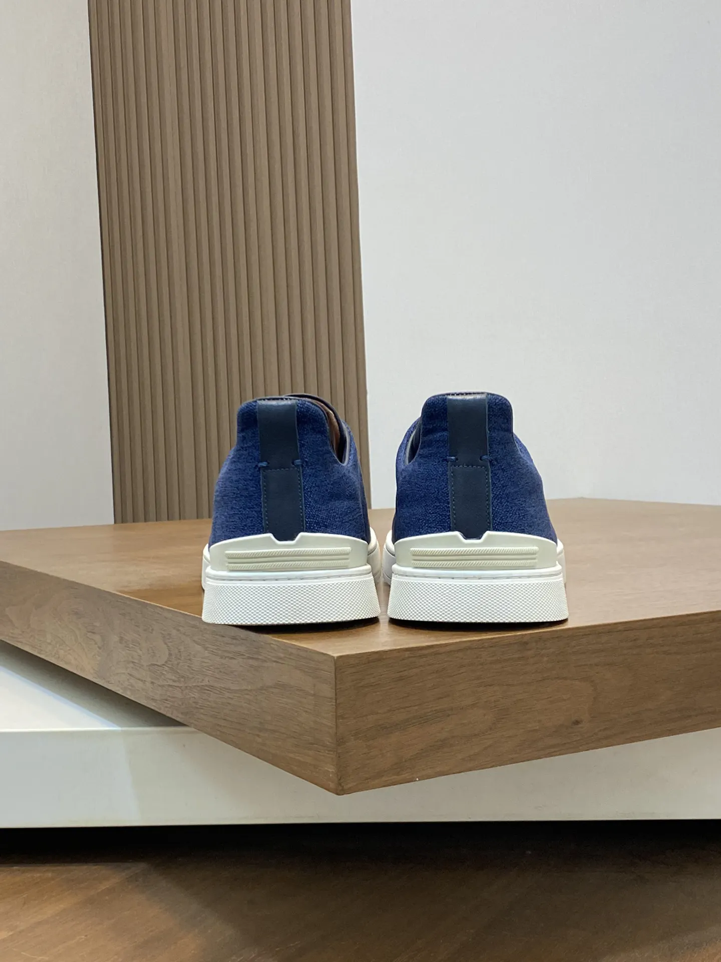 Triple S Casual Versatile Image 8 Triple S Casual Versatile Image 8