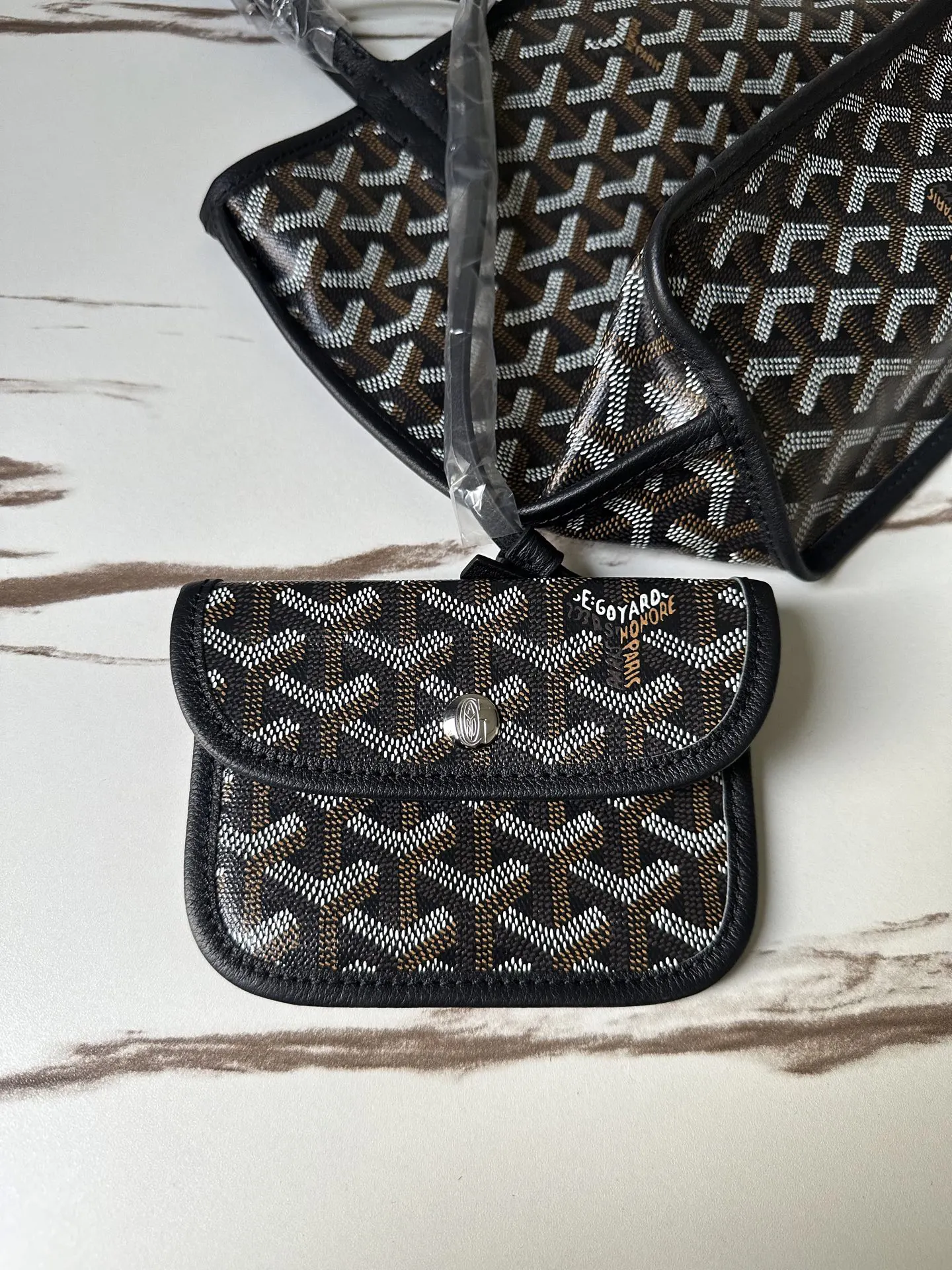 Goyard 黑色 小牛皮 托特包 大容量托特款(數字9) Goyard 黑色 小牛皮 托特包 大容量托特款(數字9)