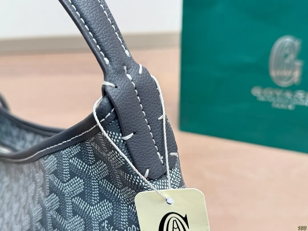 Goyard 戈雅 戈雅托特包 无论在韩国还是在中国 大容量托特款