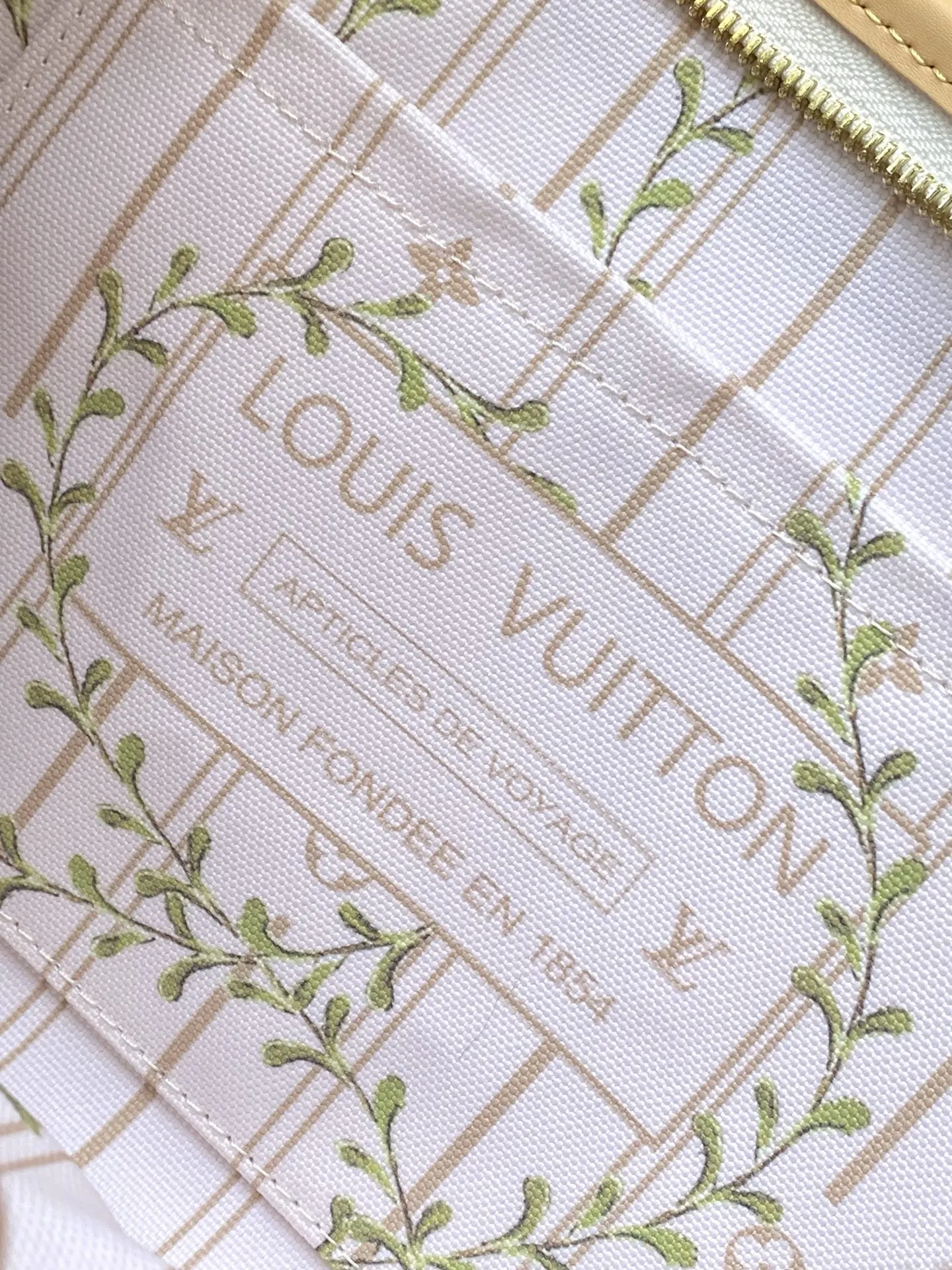 LV CarryAll 米色 牛皮 鏈條包 精致鏈條款