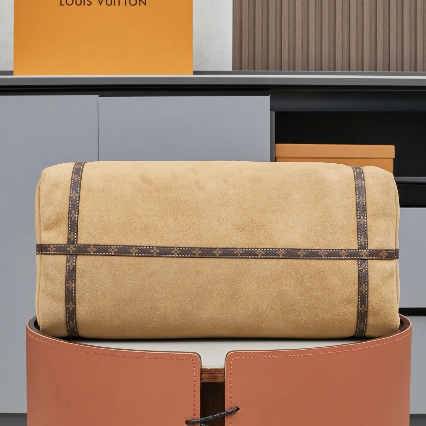 Keepall 牛皮 充裕空间结合灵活背携方式 成就都市旅行者的理想之选 旅行袋 大容量旅行款